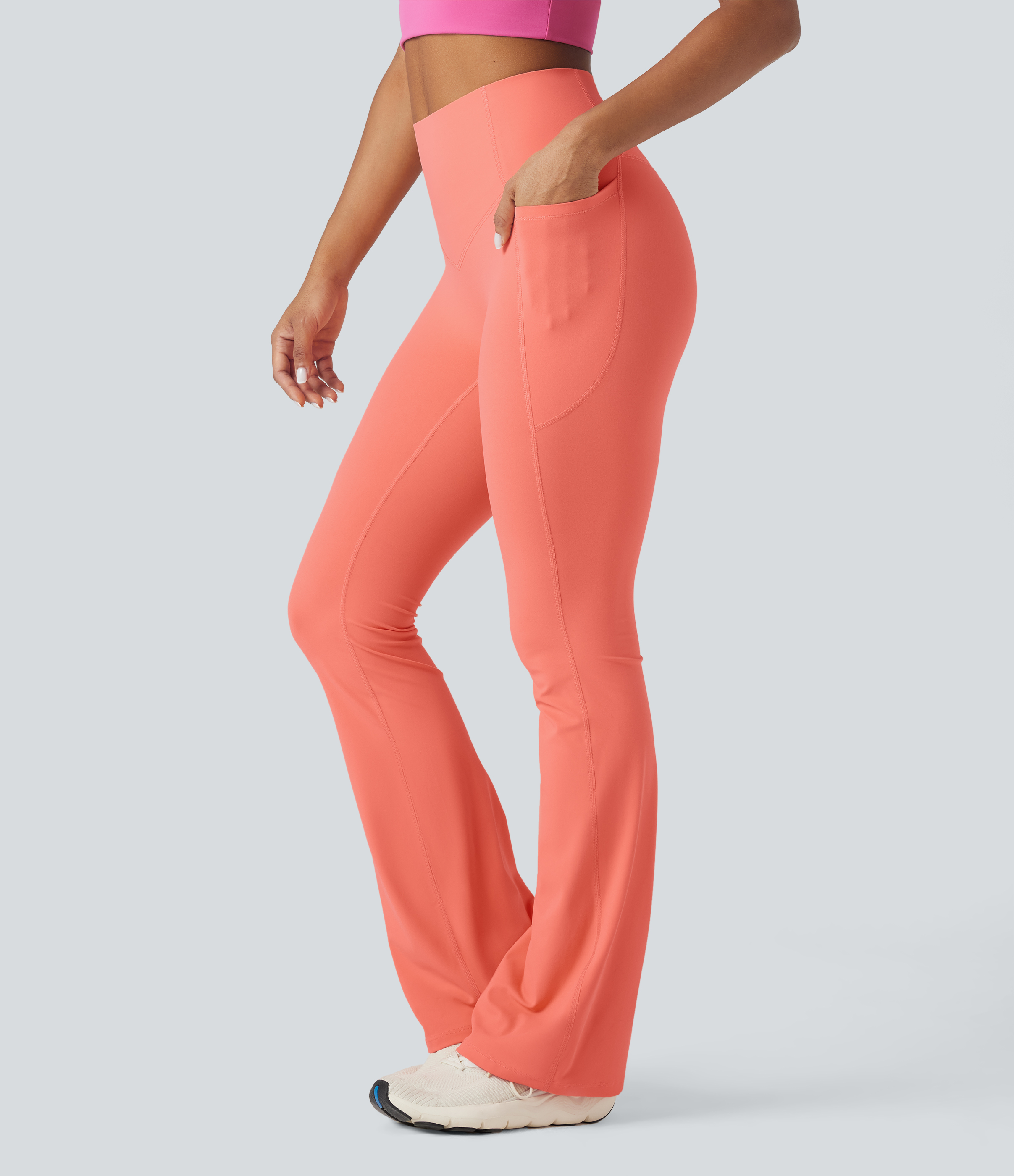 Halara UltraSculpt™ High Waisted Tummy Control Pocket Shaping Yoga Bootcut Leggings