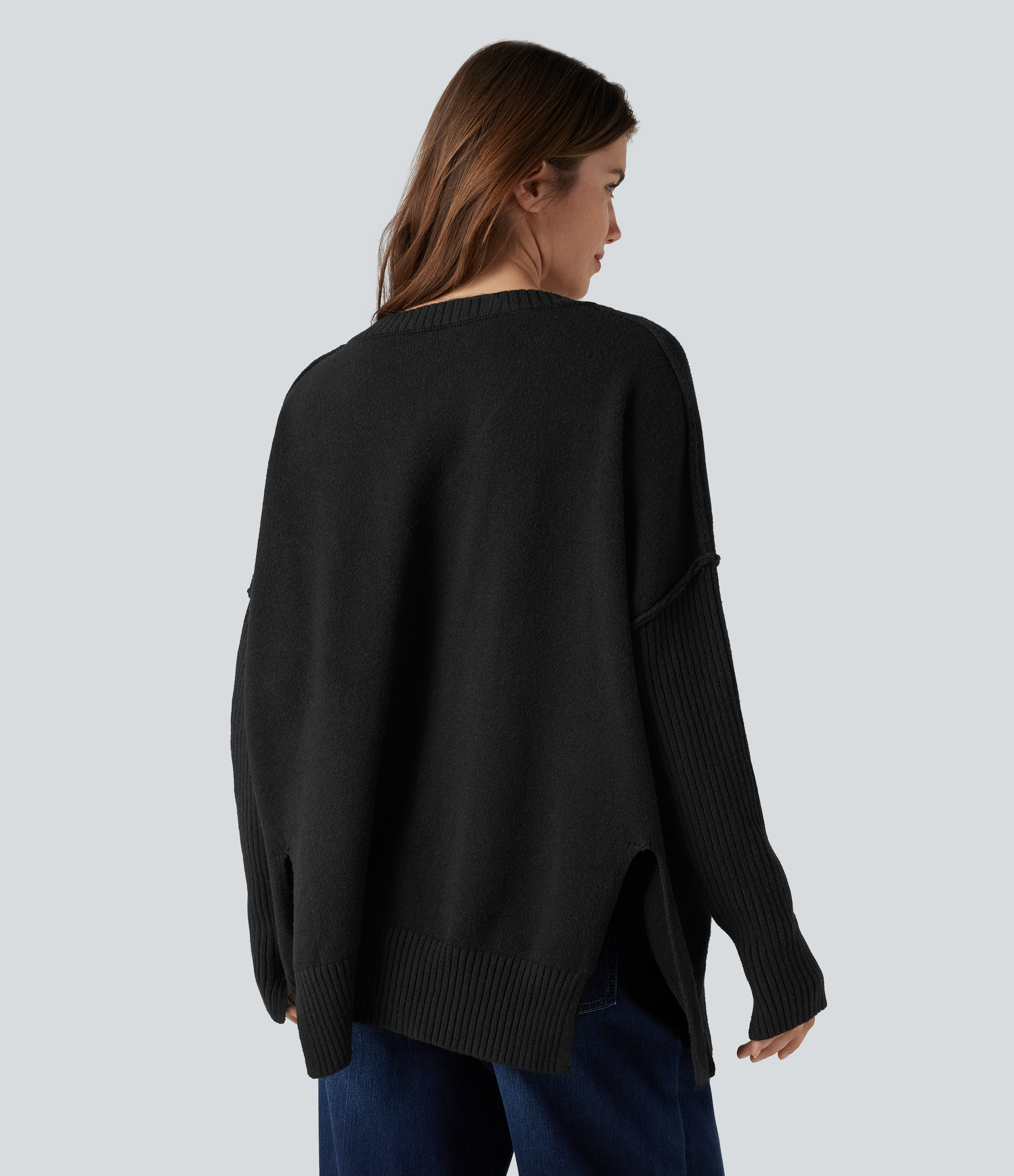 Black Freizeitpullover mit V-Ausschnitt, langen Raglanärmeln und entspannter Passform / 2