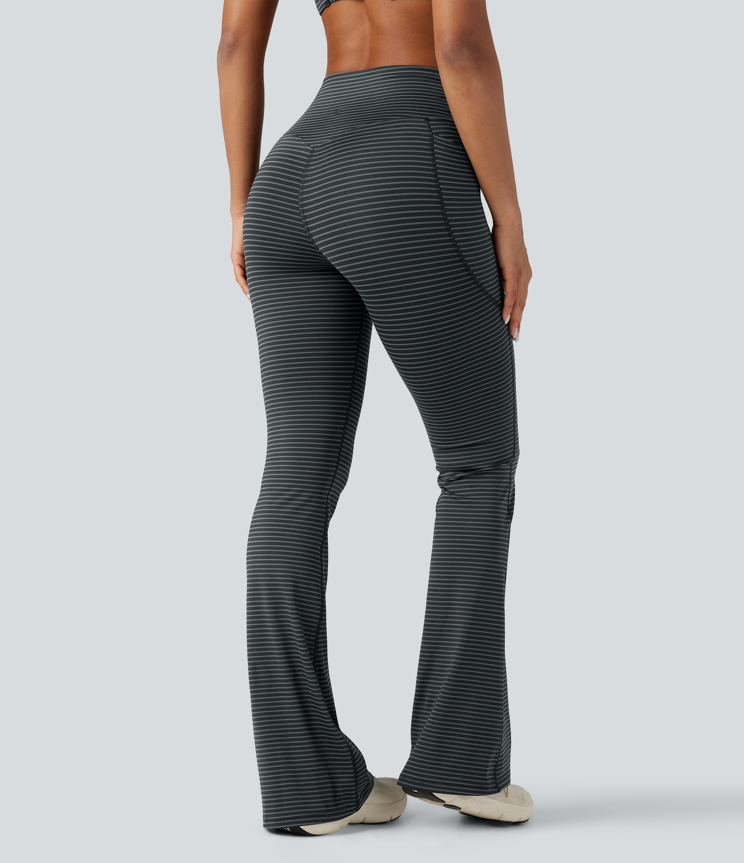 Steel Stripe High-waisted Tummy Control Striped Yoga Bootcut Legging with Pockets / 2