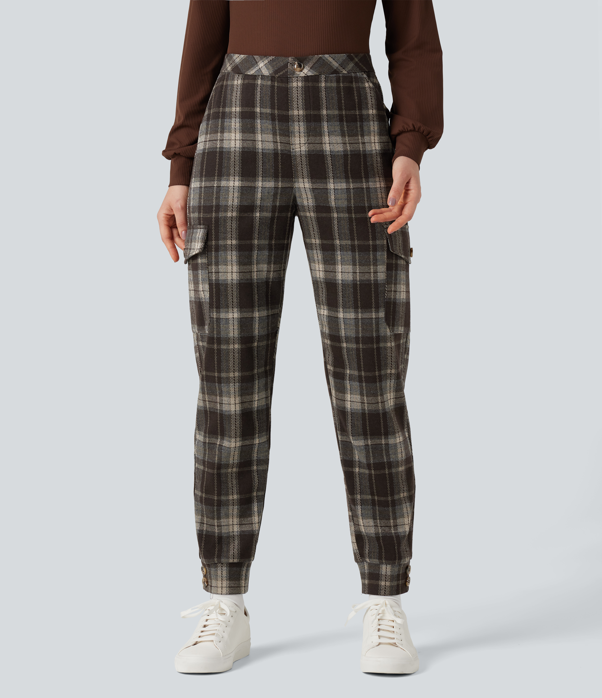 Cargo-Jogginghose mit mittelhohem Bund, mehreren Taschen und Karomuster