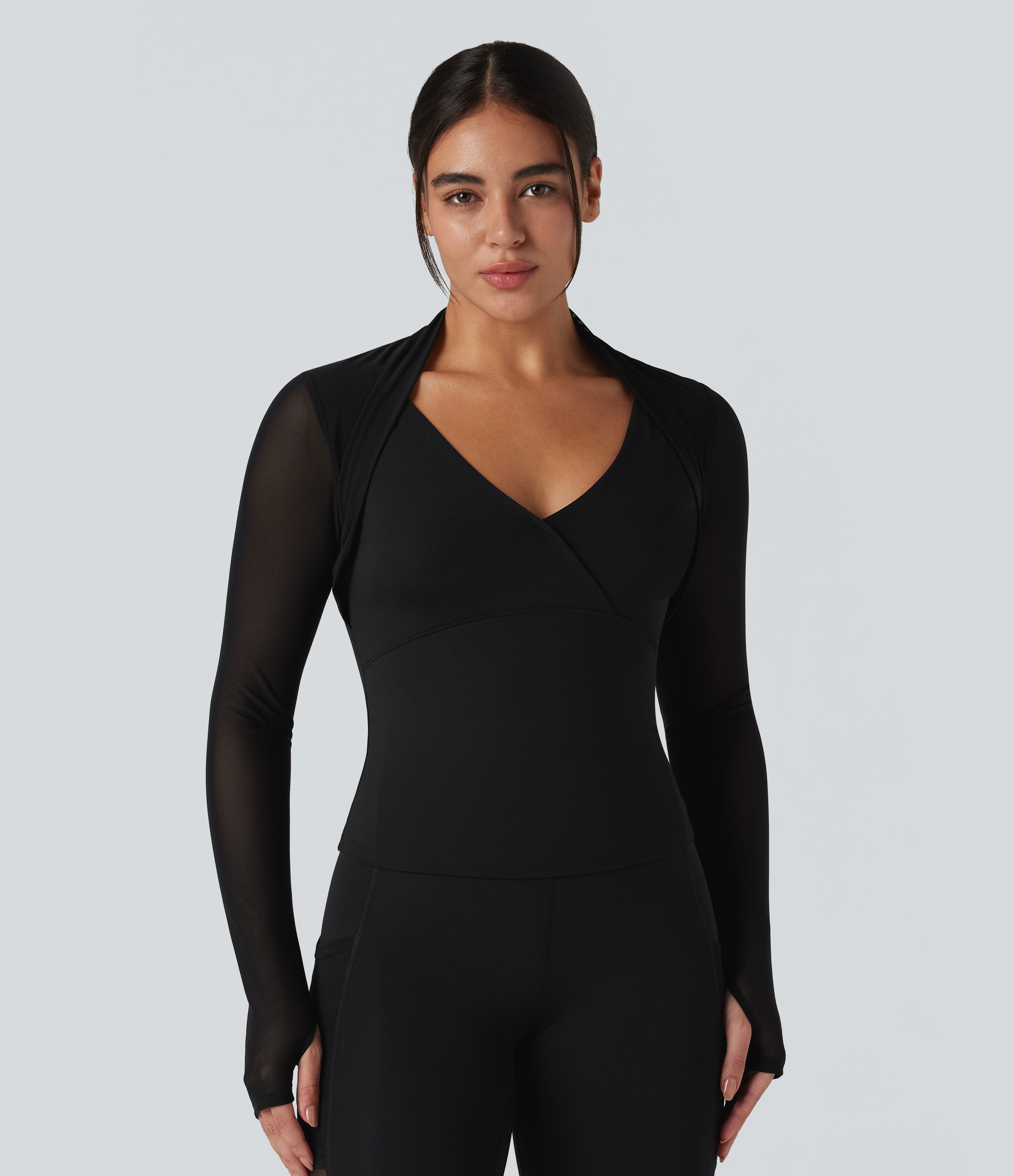 Black SoftlyZero™ Plush Contrast Mesh Thumb Holes 2-in-1 Yoga Sports Top / 2