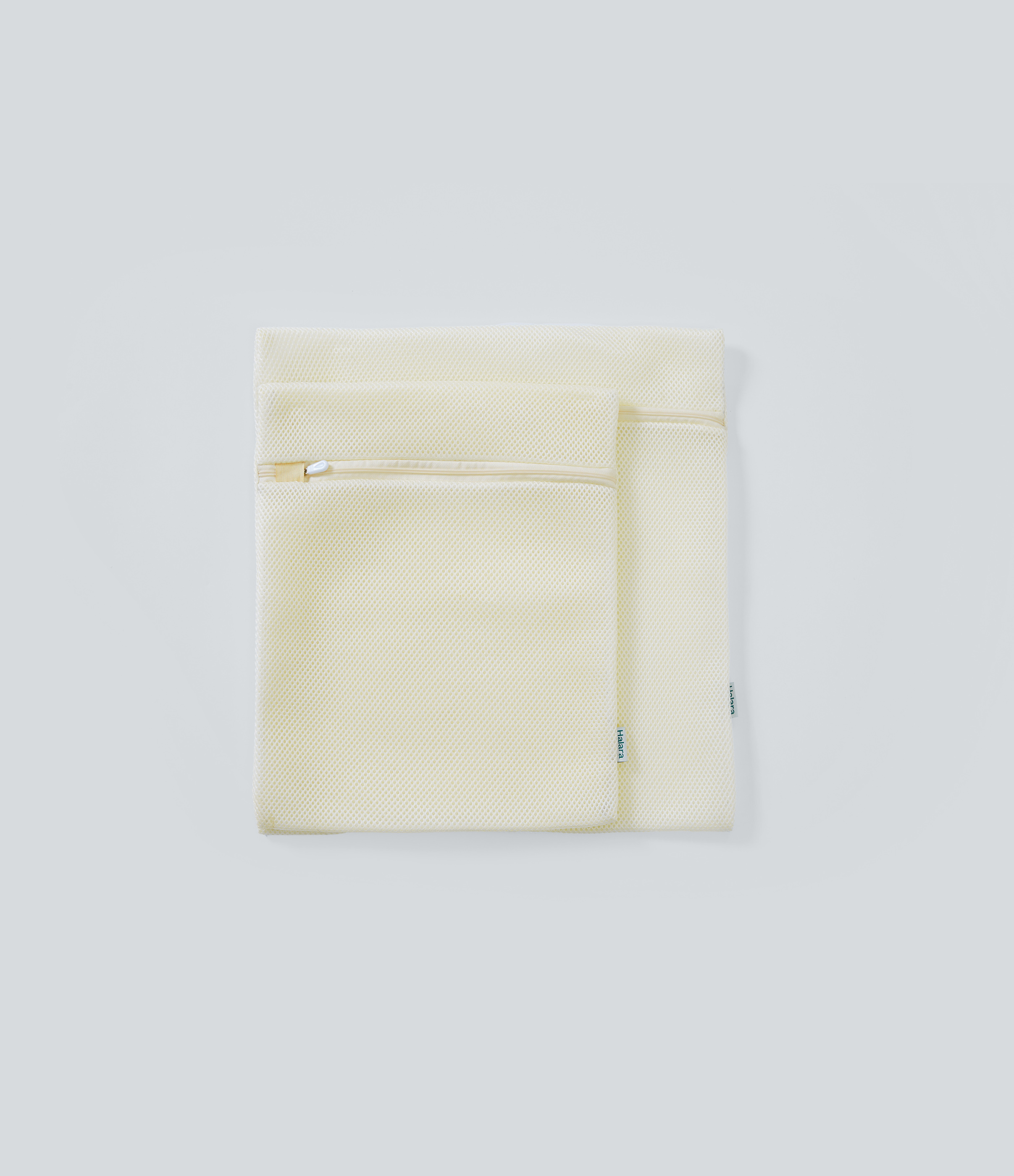 Antique White Mesh Laundry Bag / 2
