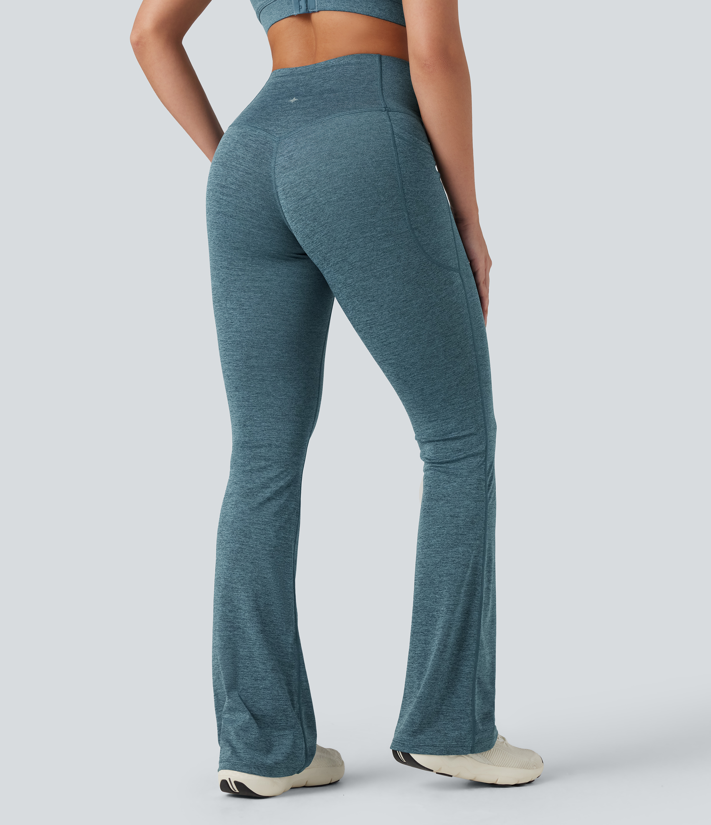 Dark Grey Mélange Leggings de yoga bootcut Halara UltraSculpt™ jaspeado SoCinched de talle alto con control abdominal, secado rápido y bolsillos / 2