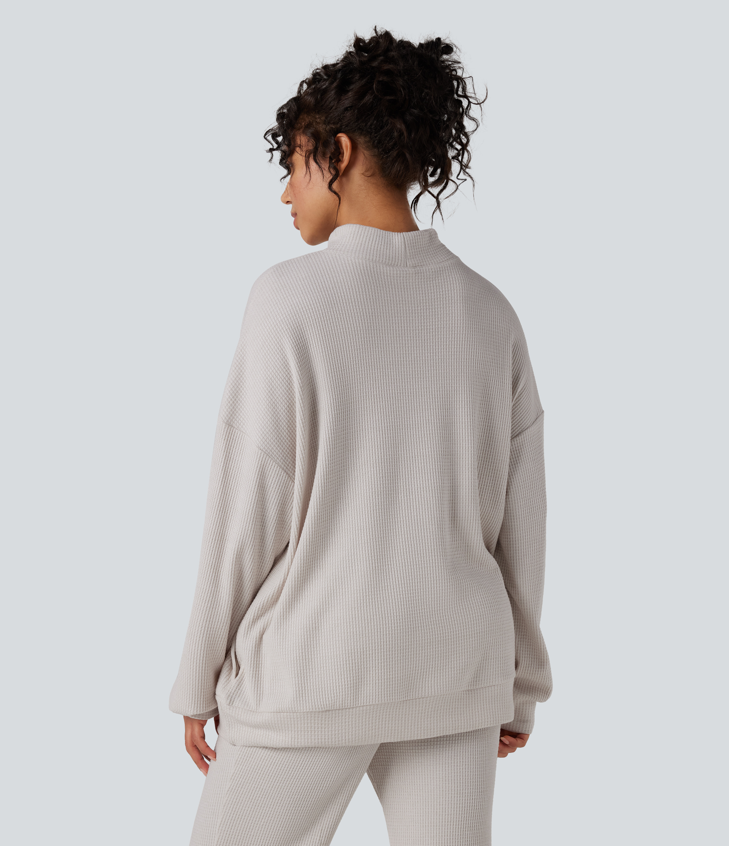 Wind Chime Mock Neck Long Sleeve Relaxed Waffle Casual Sweatshirt with Pockets / 2