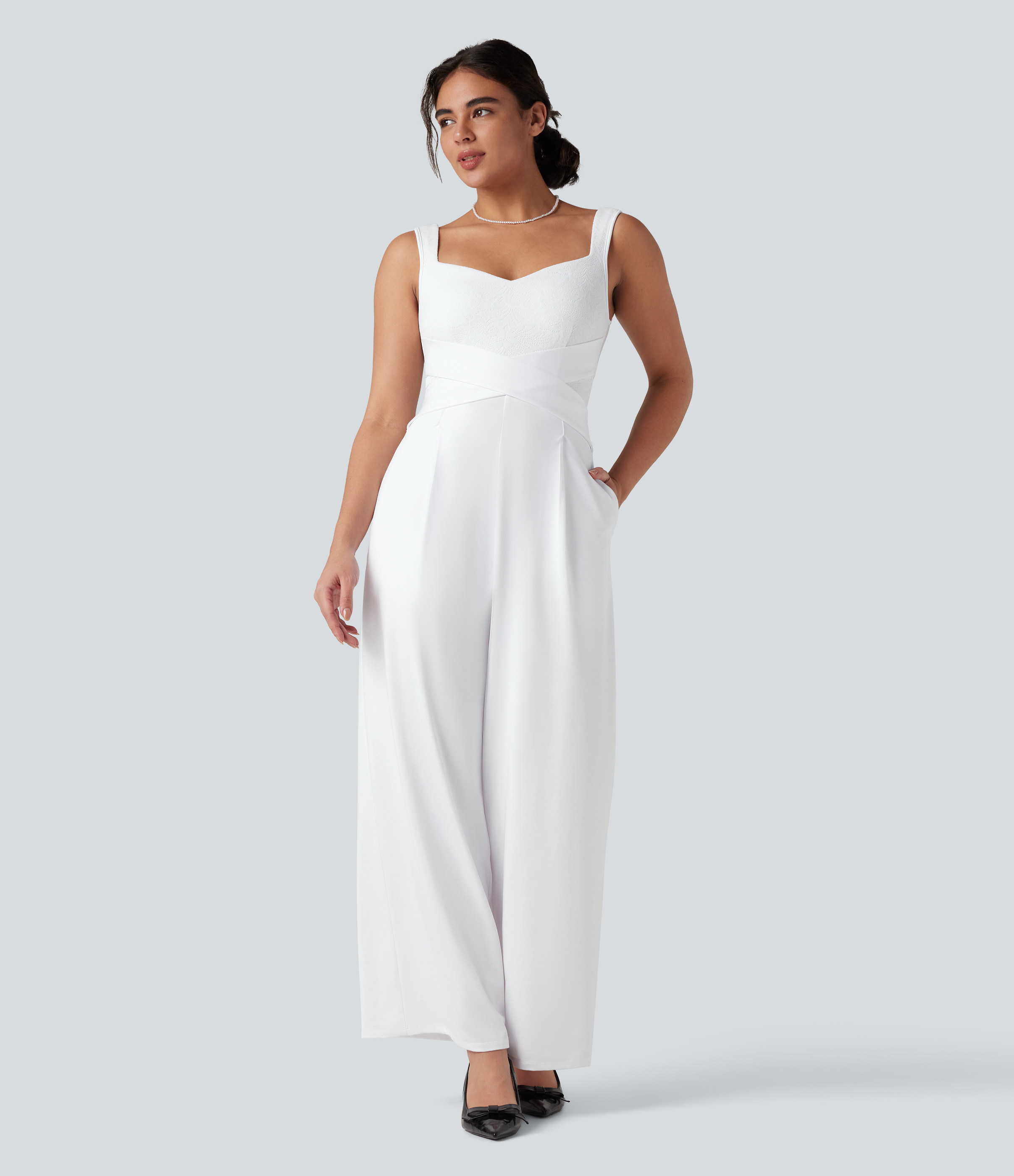 Frost White Combinaison dentelle contrastante sans manches pour demoiselles d'honneur et invitées de mariage avec poches - Easy Peasy / 2