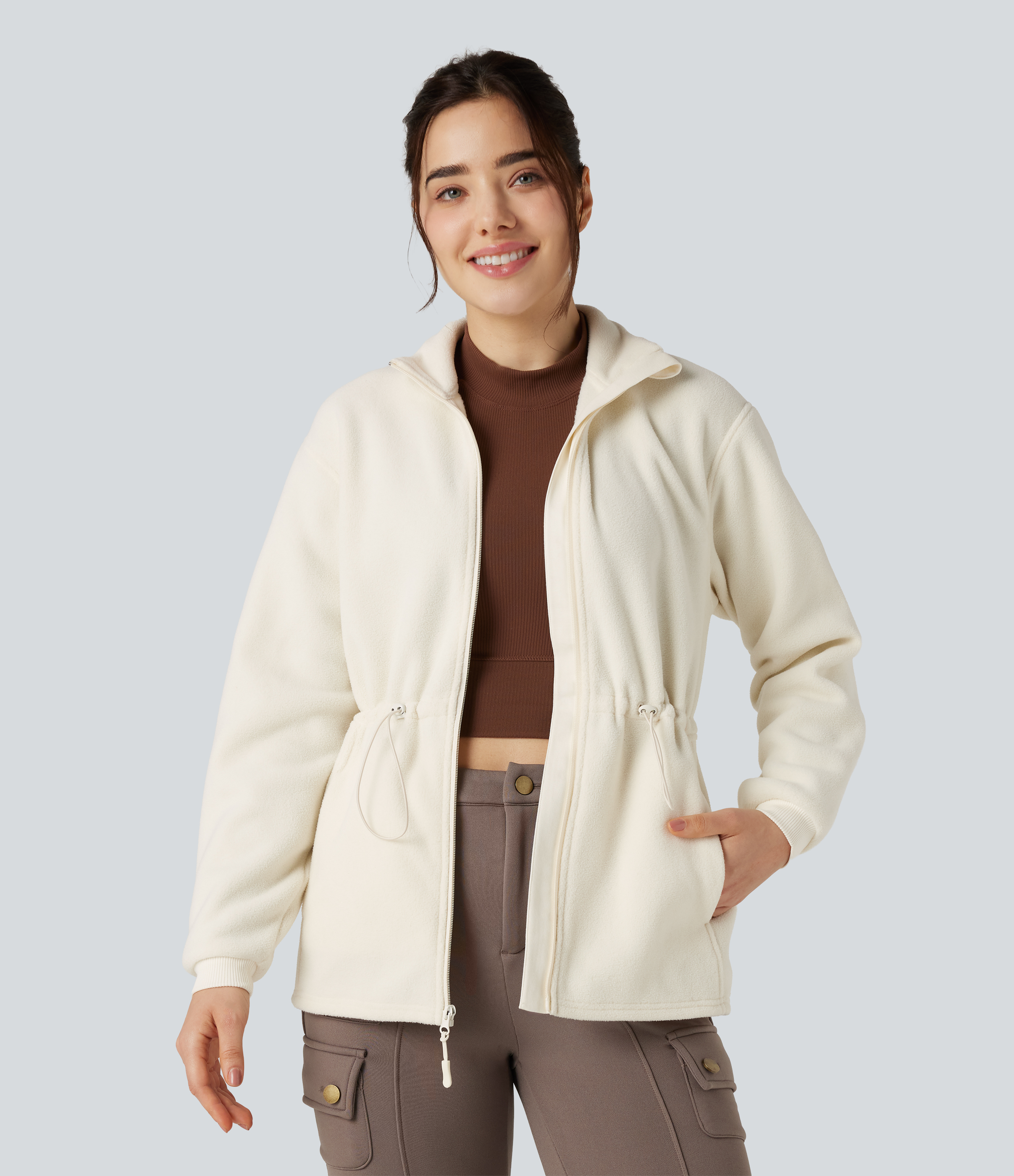 Fleece-Wanderjacke mit Stehkragen, Seitentaschen und langen Ärmeln