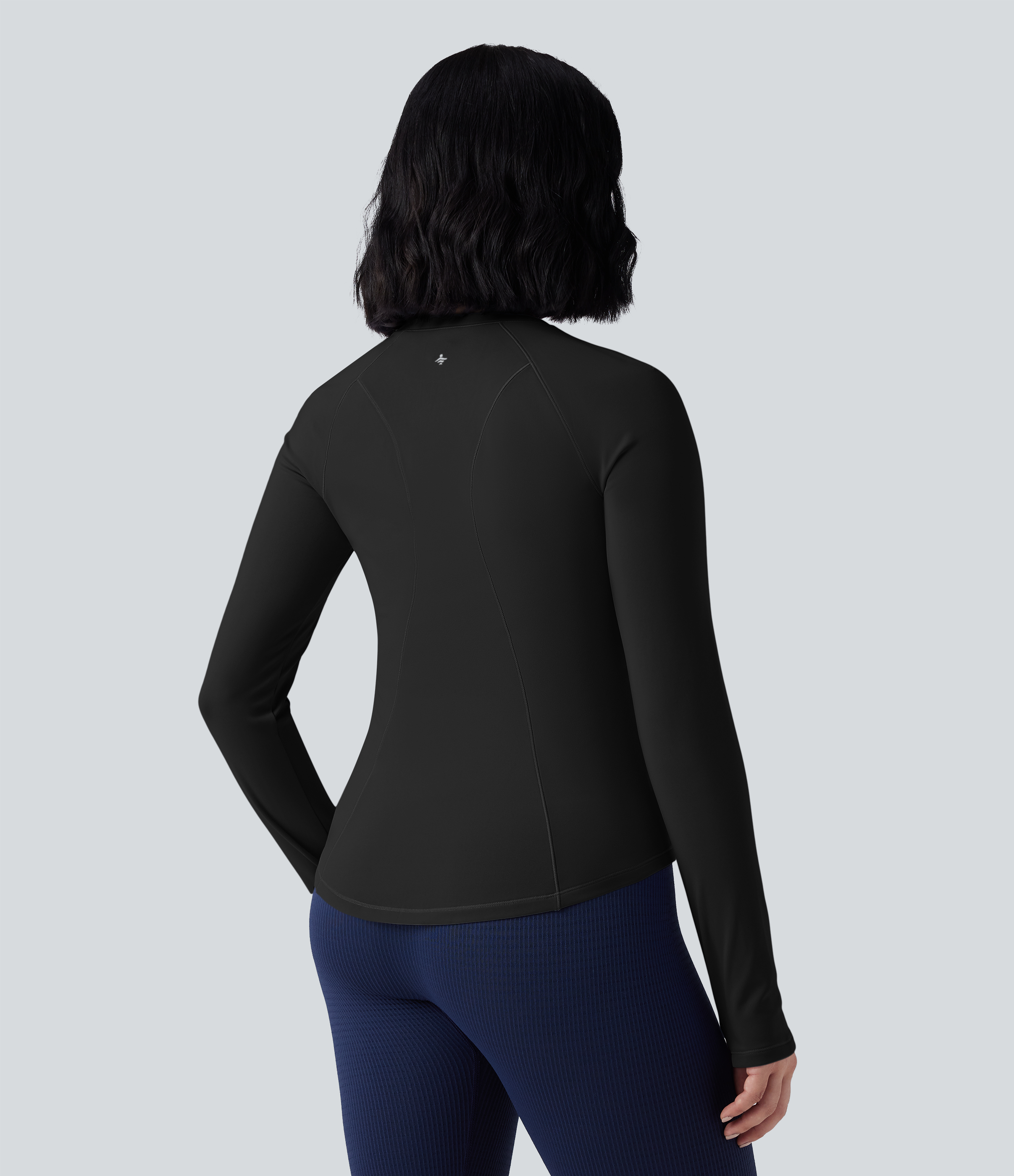 Schwarz Thermo-Yoga-Sport-Top mit Rundhalsausschnitt, langen Ärmeln und Daumenlöchern / 2
