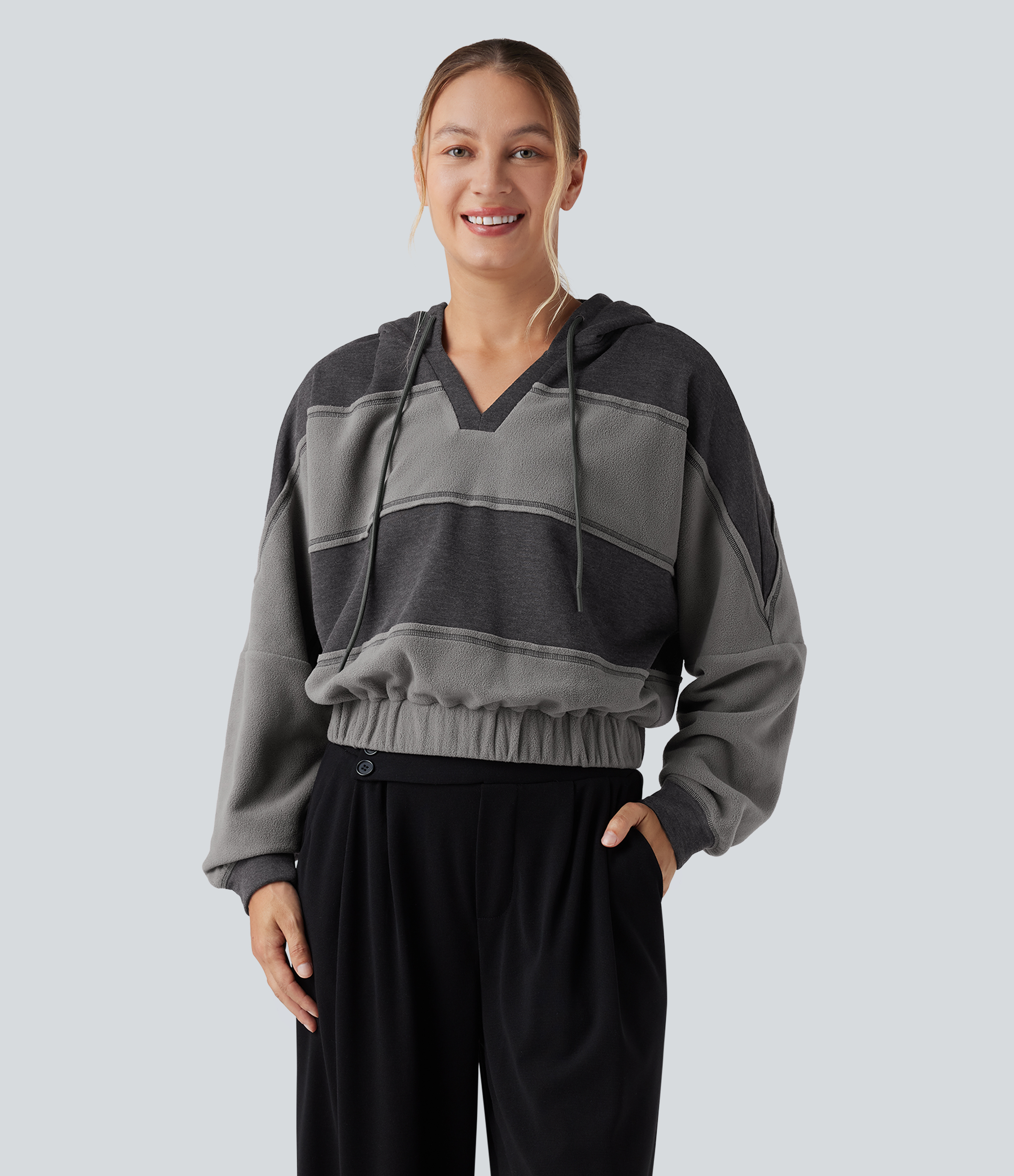 Lässiges Sport-Sweatshirt mit langen Ärmeln, Kordelzug und Patchwork-Design