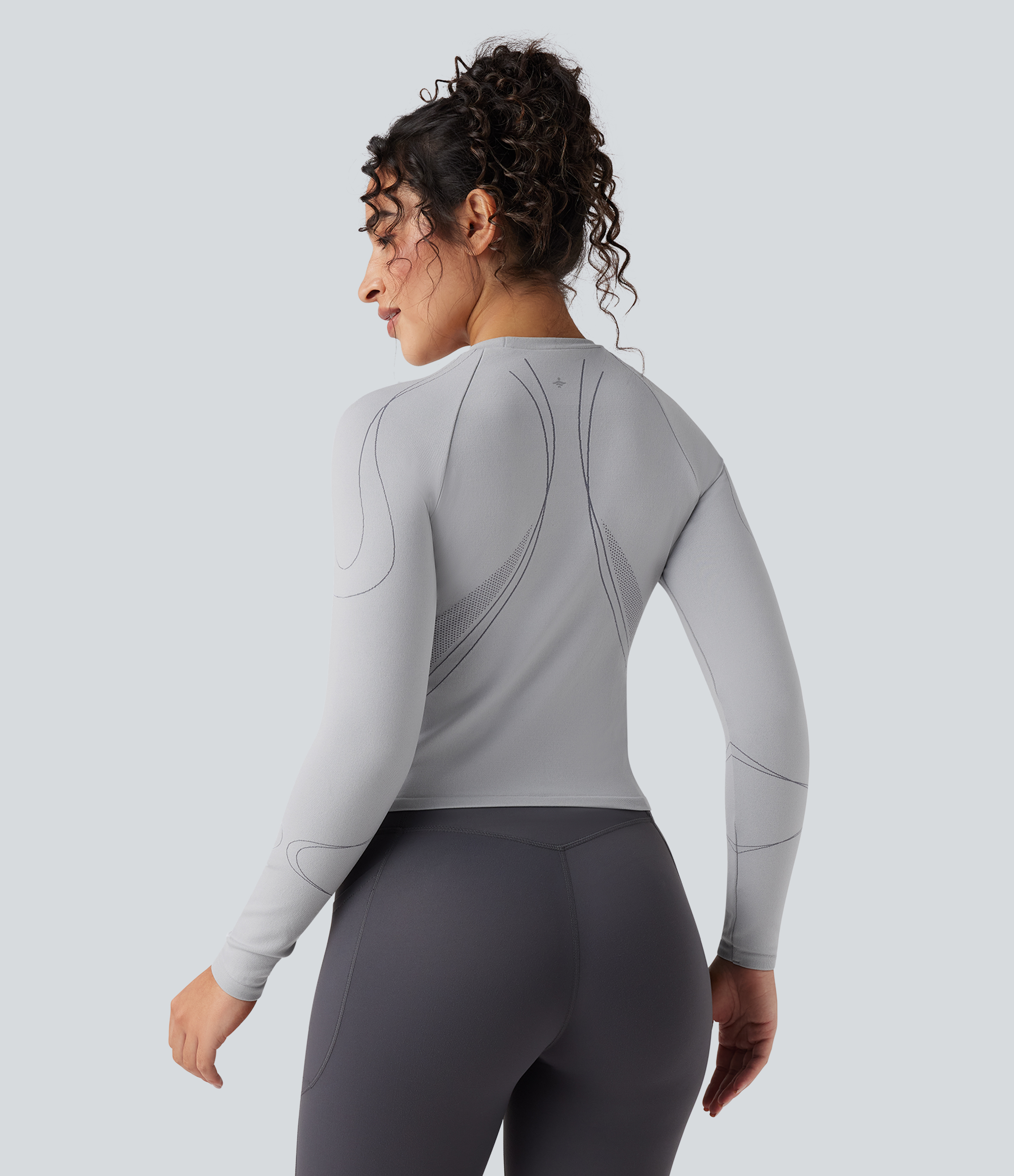 Antarctica Seamless Flow Round Neck Long Sleeve Workout Sports Top / 2