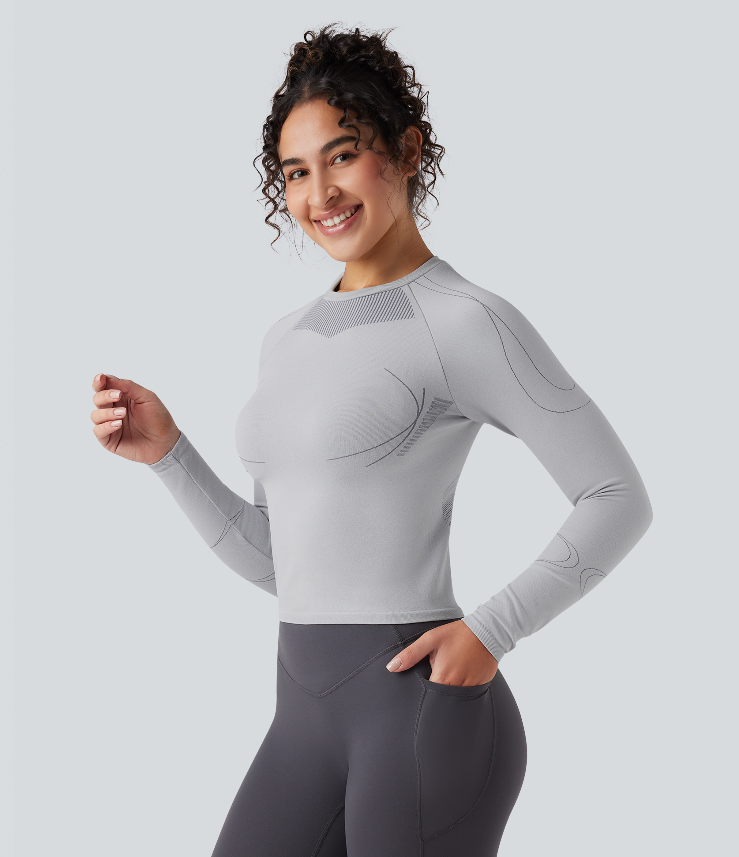 Seamless Flow Round Neck Long Sleeve Workout Sports Top
