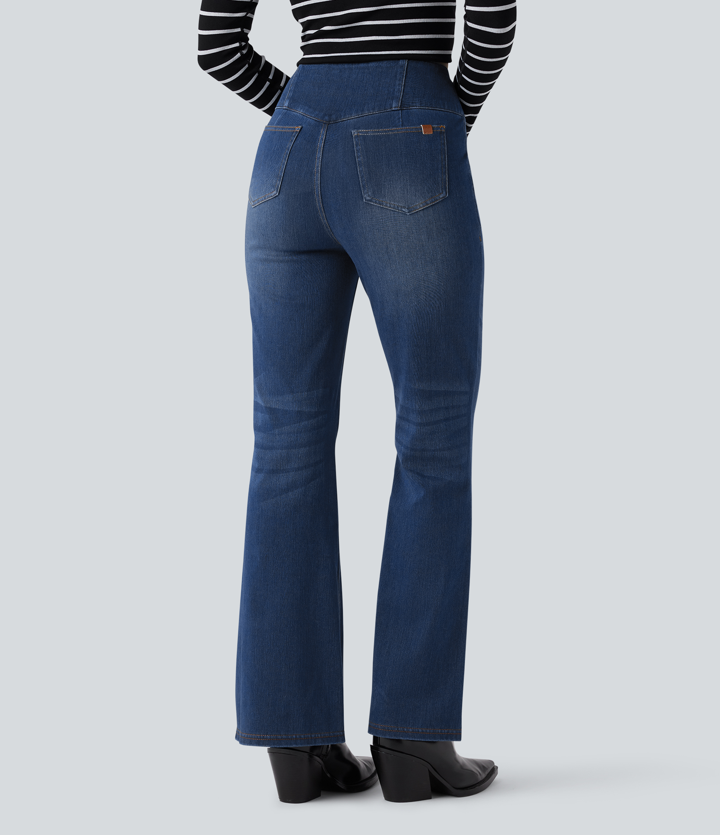 Blue Surf Denim Jean bootcut taille haute Halara Flex™ avec poches / 2
