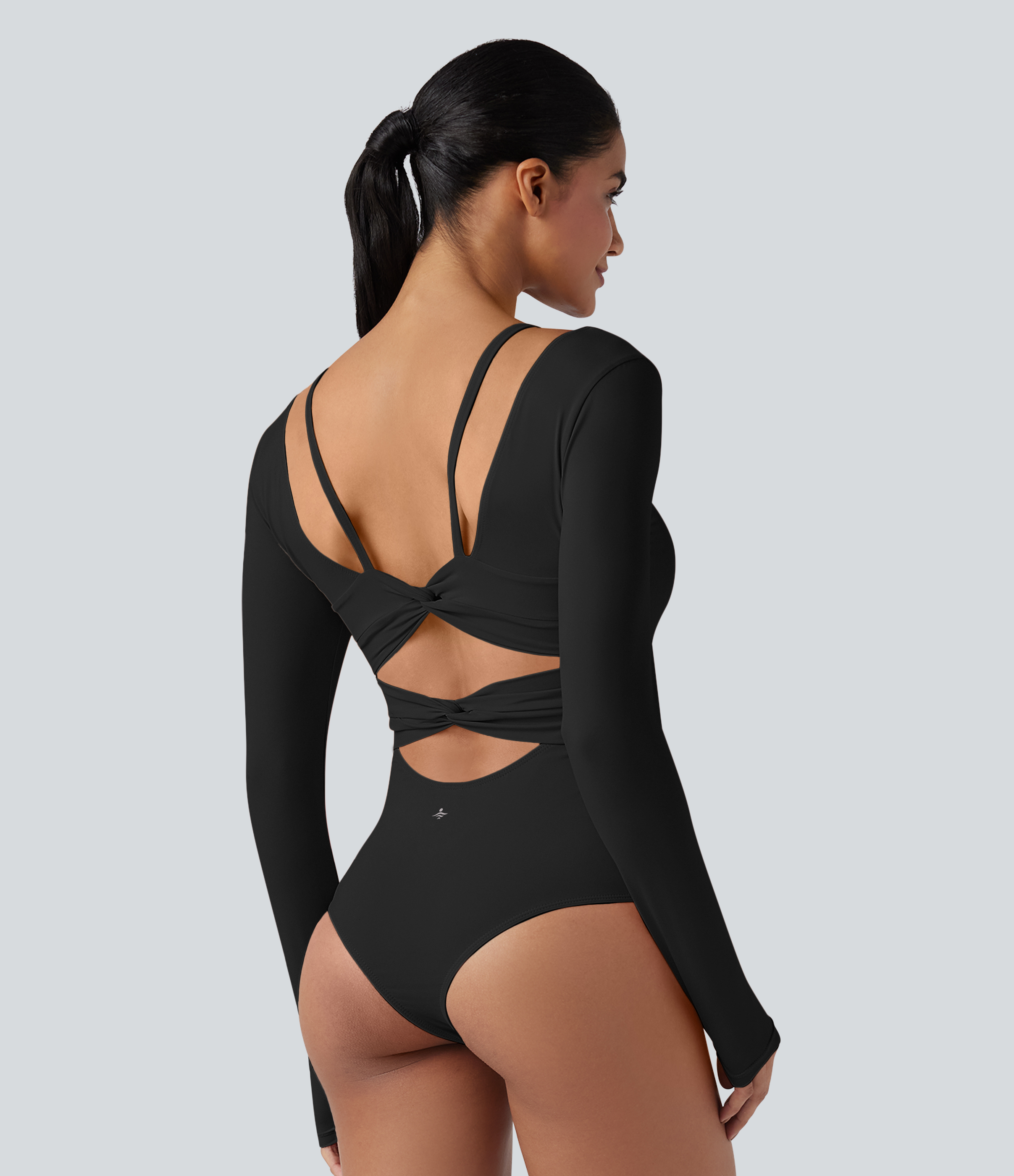Bodysuit mit Herzausschnitt, langen Ärmeln und gedrehtem Rückendesign