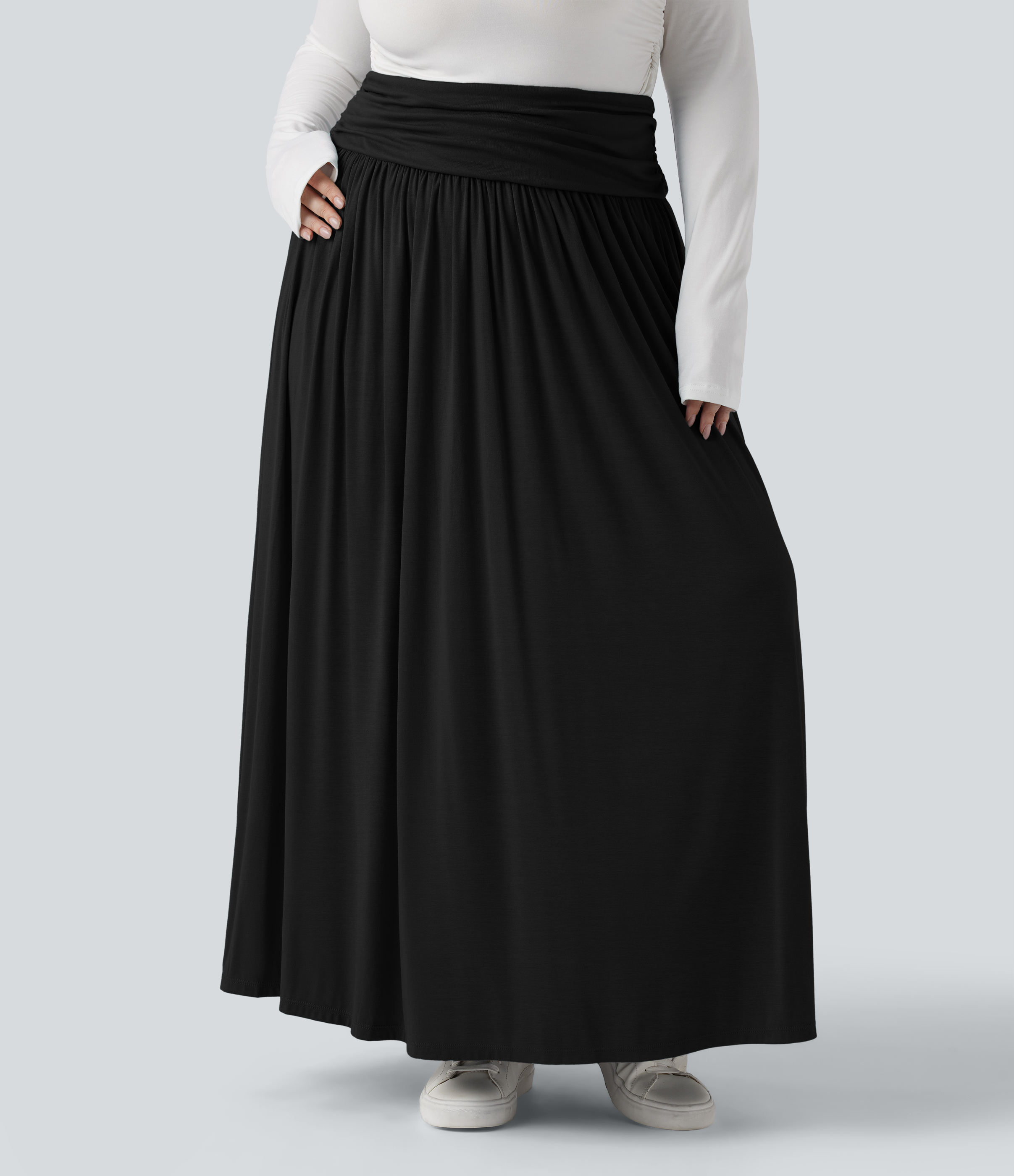 Schwarz Geraffter, fließender Maxirock mit hohem Bund - Plus-Size / 2