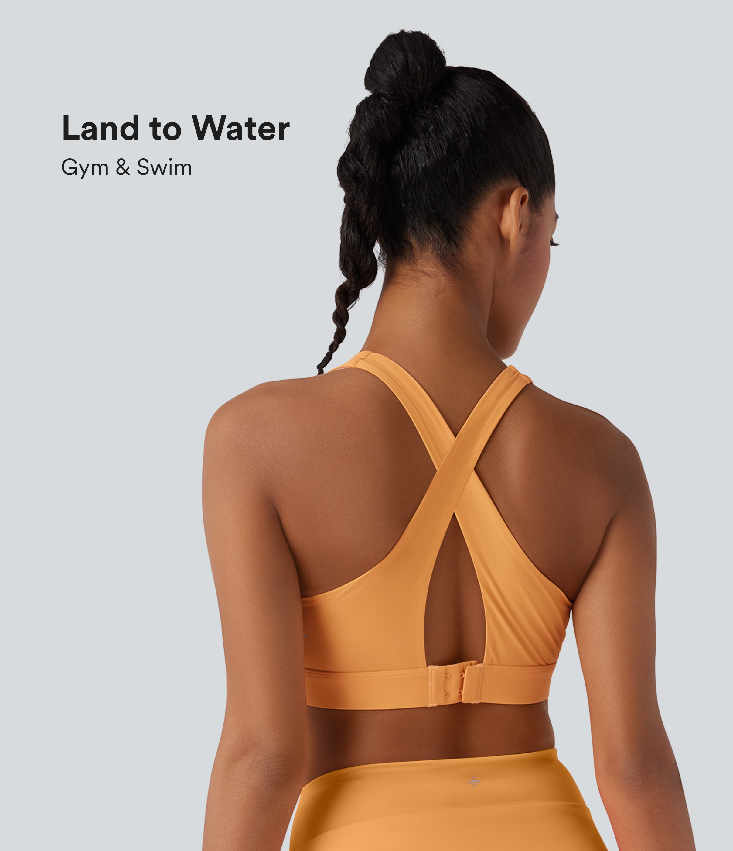 Rückenfreies Bikini-Top mit verstellbaren überkreuzten Trägern