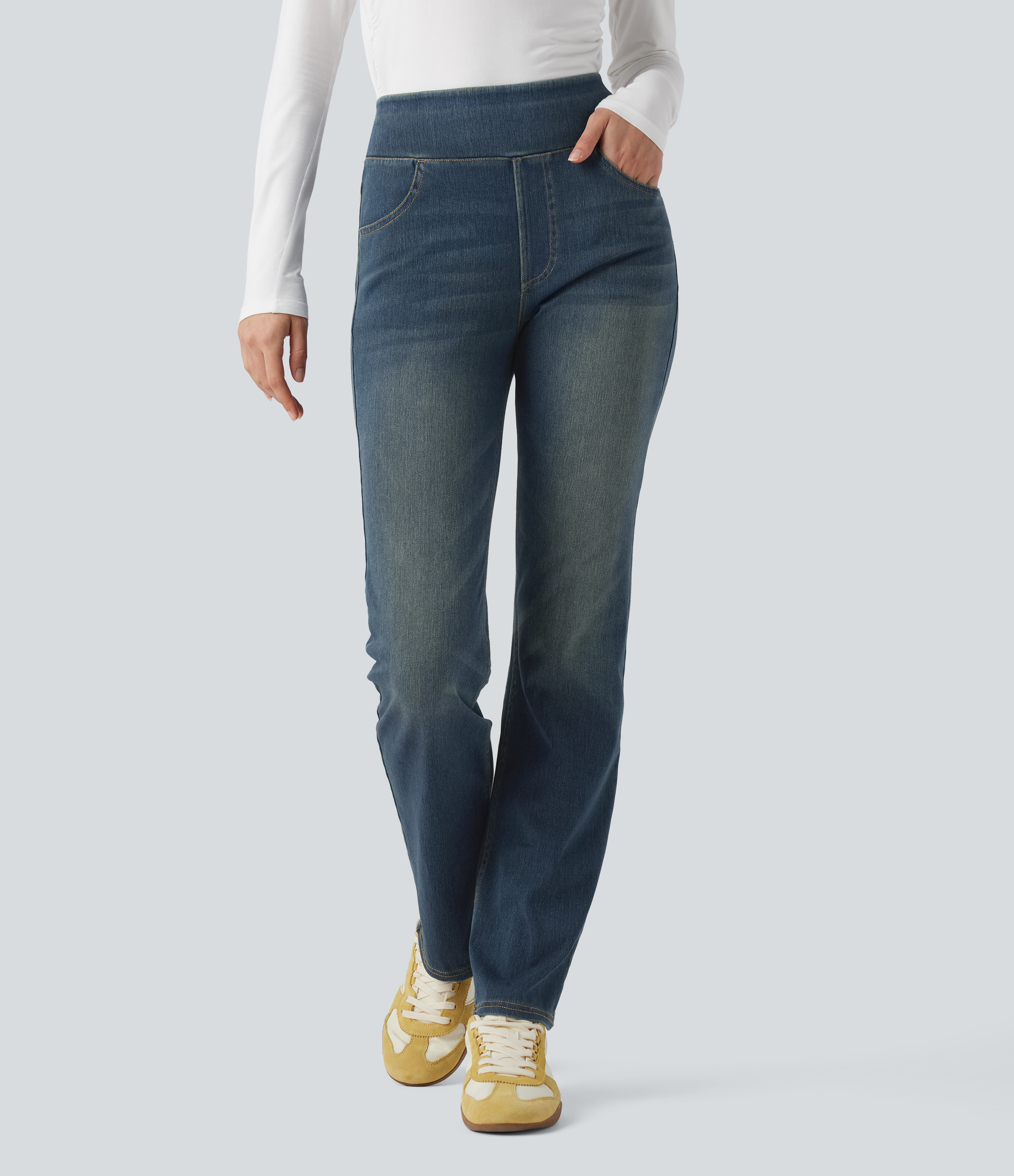 Jeans Halara Flex™ Denim tiro alto lavado elástico múltiple bolsillo corte acampanado