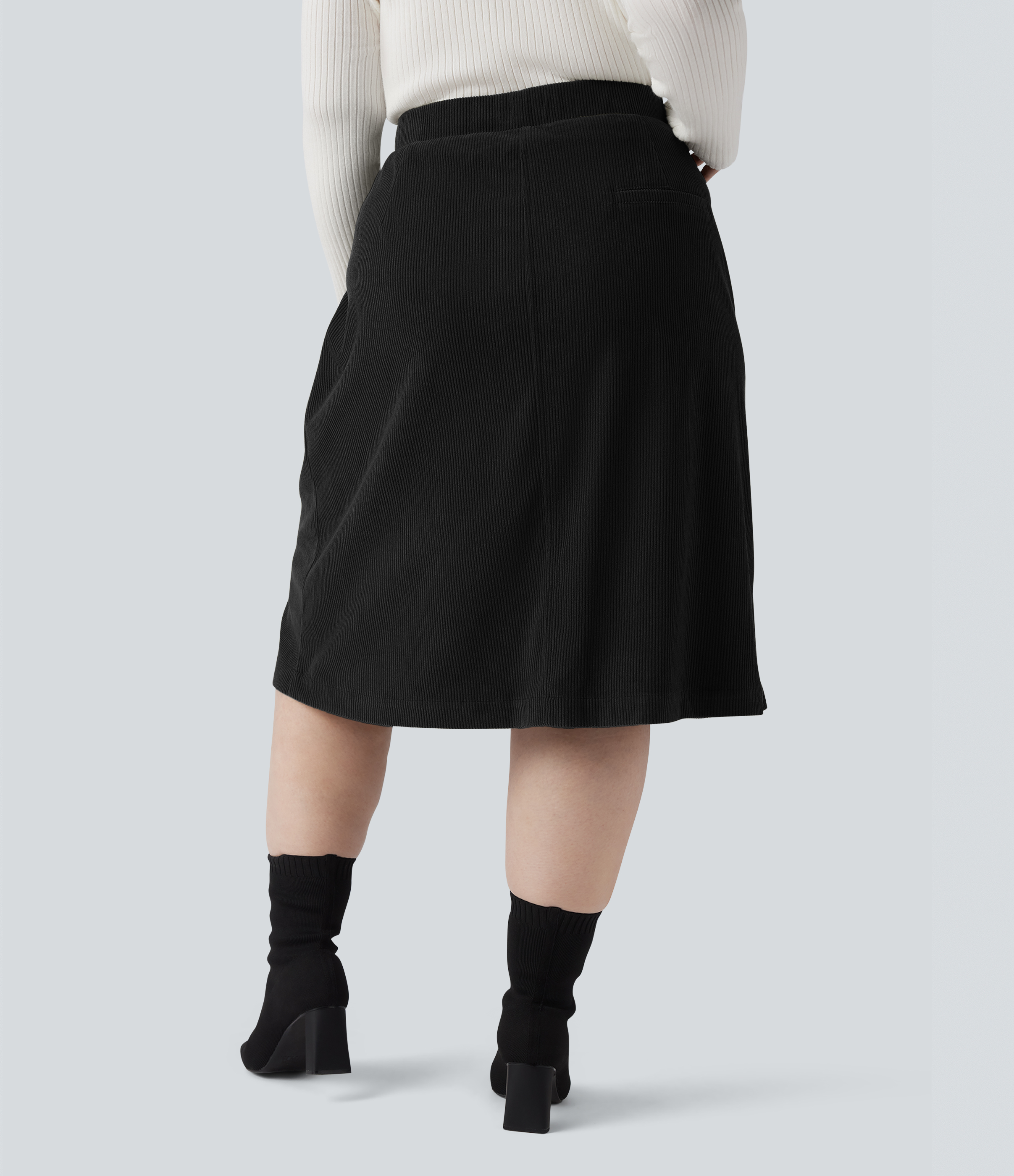 Schwarz Minirock aus Cord mit mittelhohem Bund und Seitentaschen - Plus-Size / 2