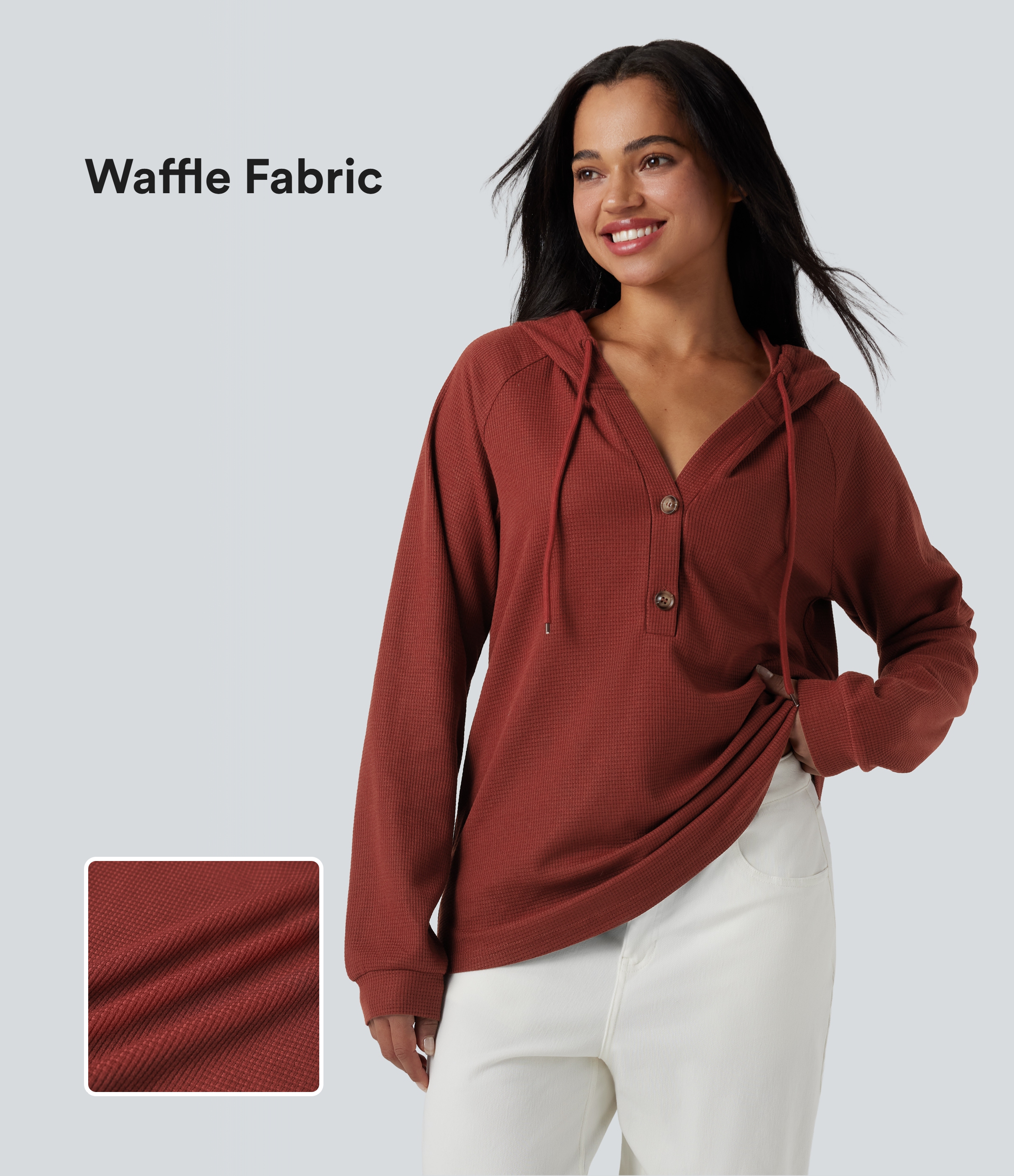 Top gaufré à capuche col Henley manches longues
