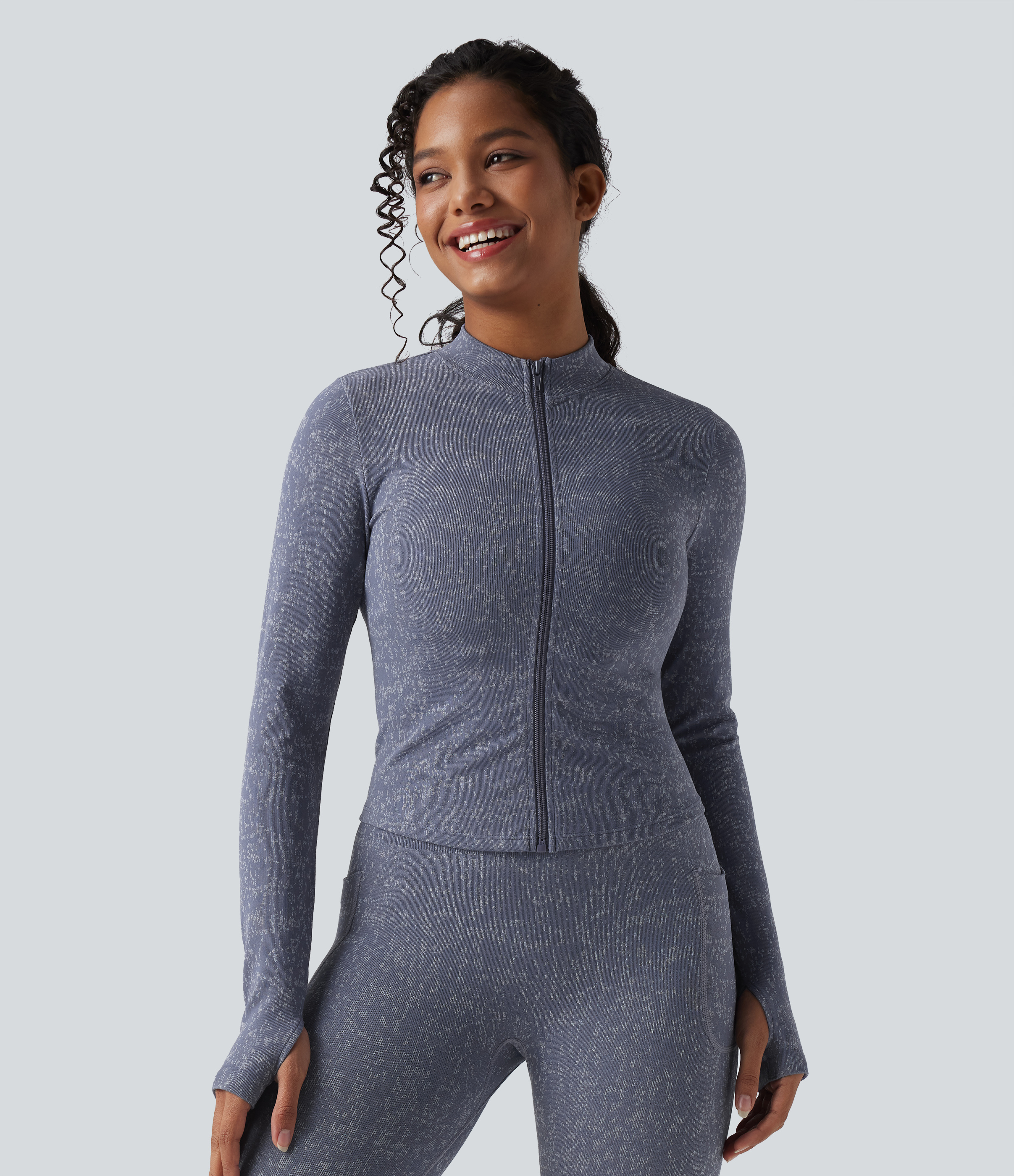 OneForm Seamless Flow Zipper Long Sleeve Thumb Hole Yoga Jacket