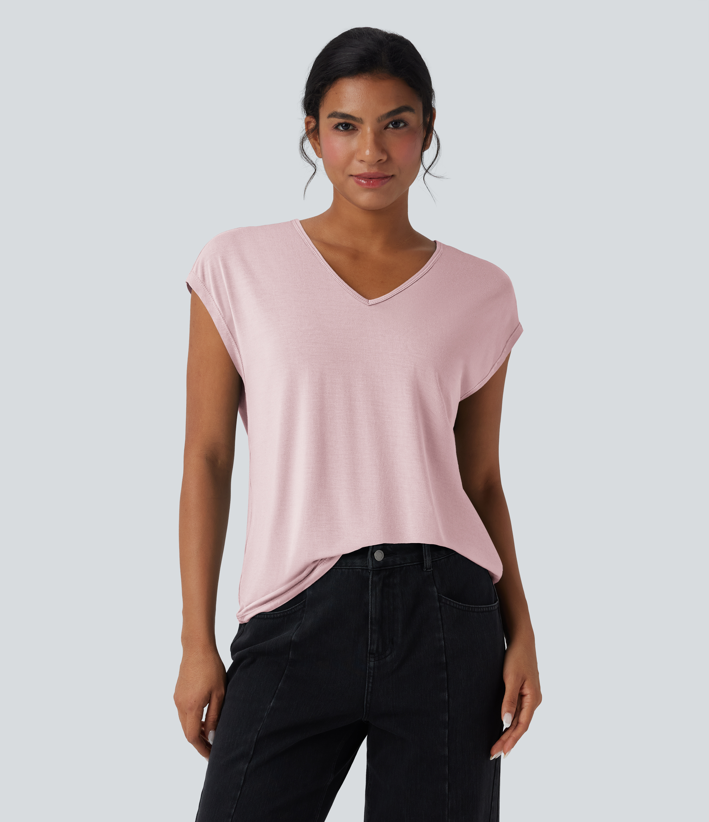 T-shirt décontracté à col en V et manches courtes