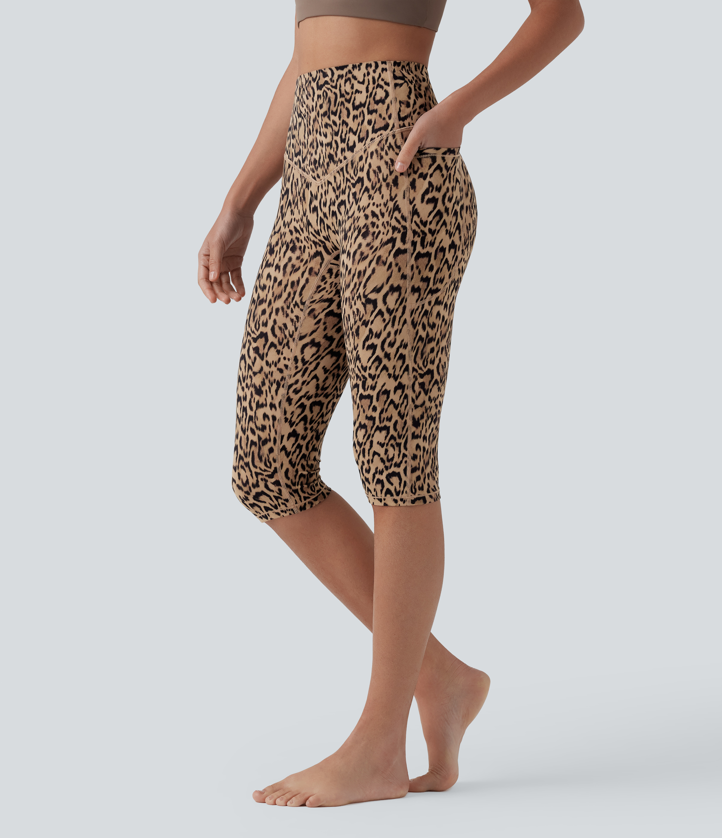 Halara UltraSculpt™ Leopard Print High Waisted Tummy Control Pedal Pusher Yoga Leggings with Pockets