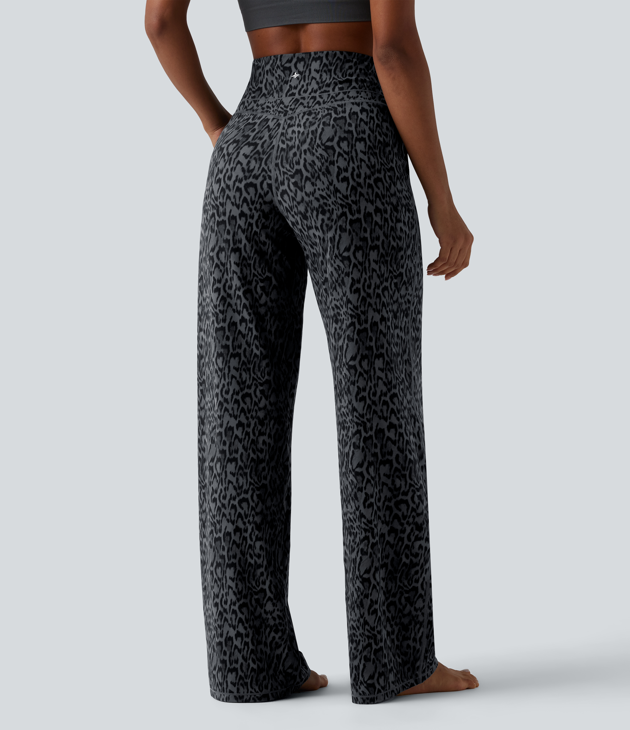 Shadow Leopard Halara UltraSculpt™ Leopard Print High Waisted Tummy Control Straight Leg Yoga Pants with Pockets / 2