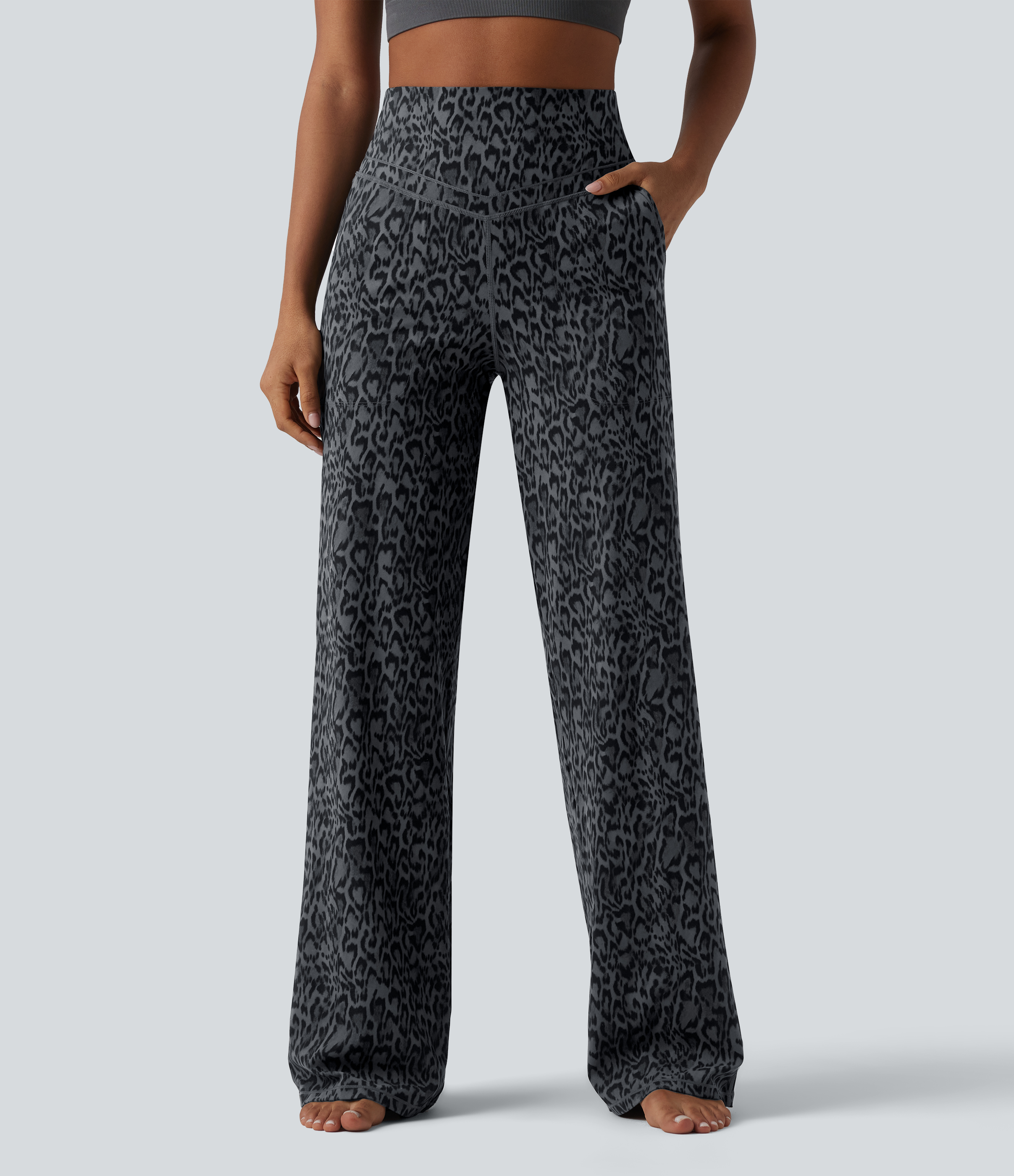Halara UltraSculpt™ Leopard Print High Waisted Tummy Control Straight Leg Yoga Pants with Pockets