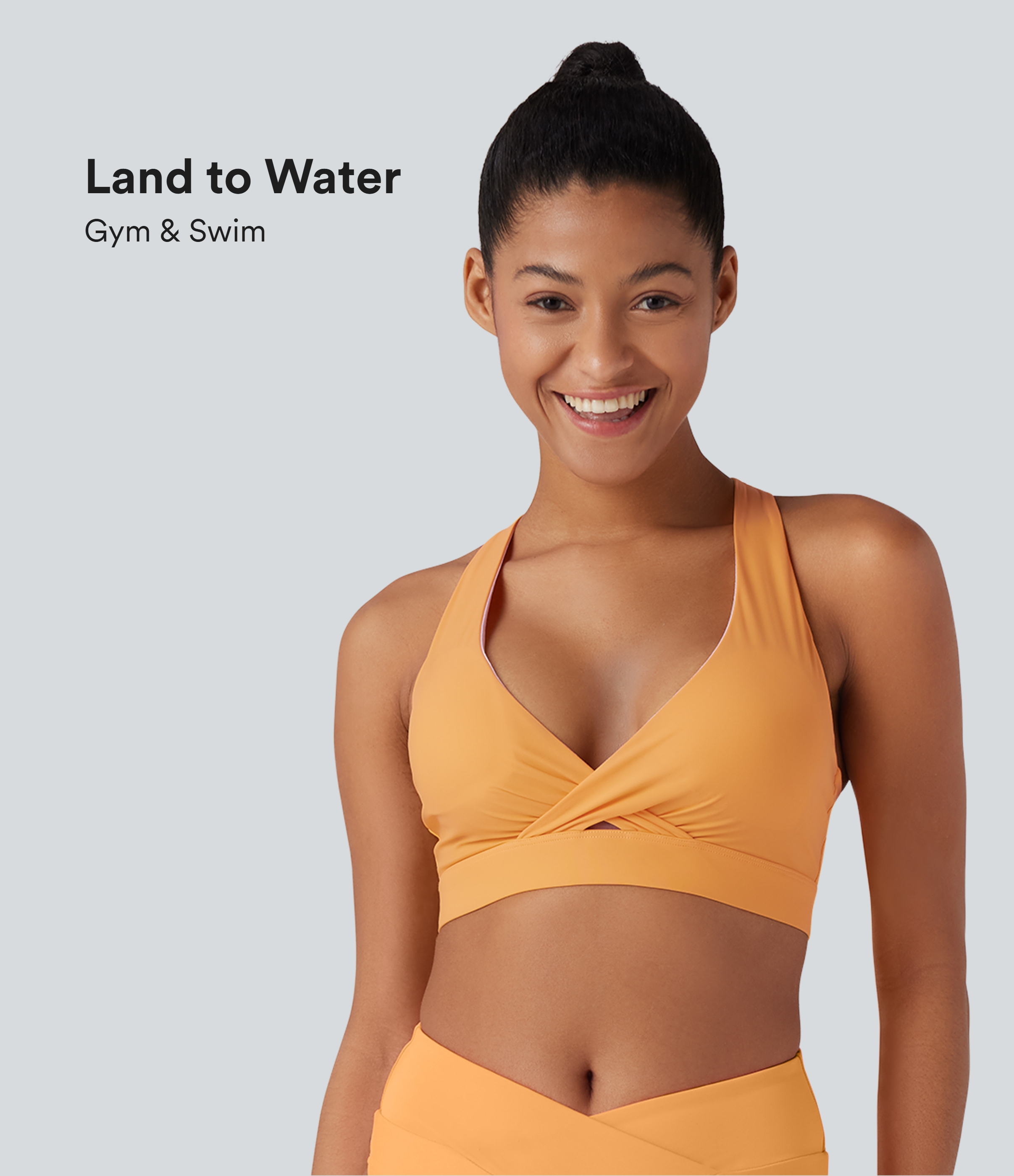 Haut de maillot de bain bikini plage et ville dos nu entrecroisé avec boucle réglable