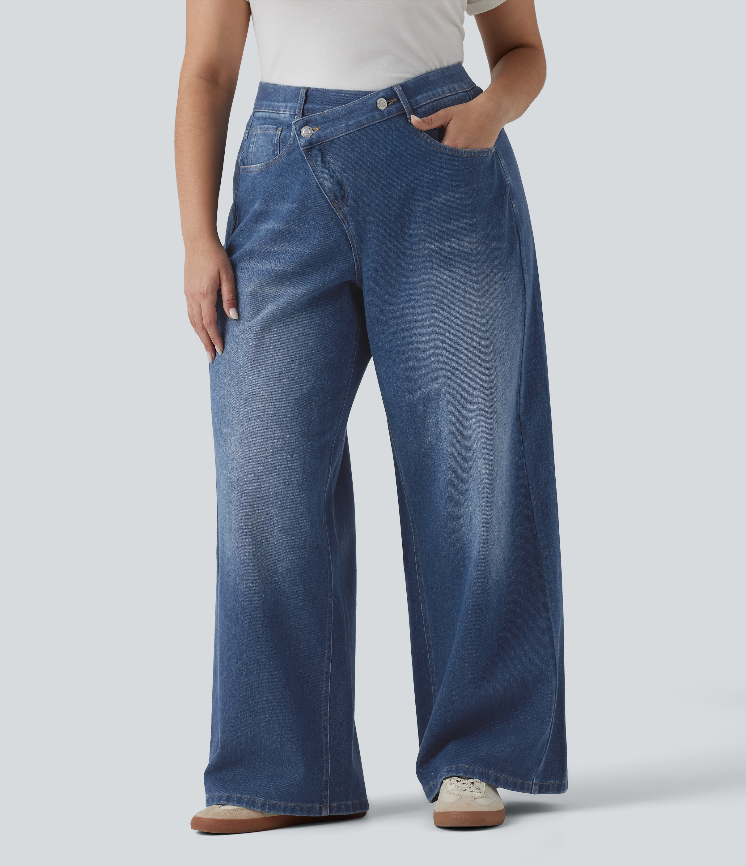 Halara Flex™ - Lässige, verwaschene Baggy-Jeans mit hohem Crossover-Bund und mehreren Taschen - Plus-Size