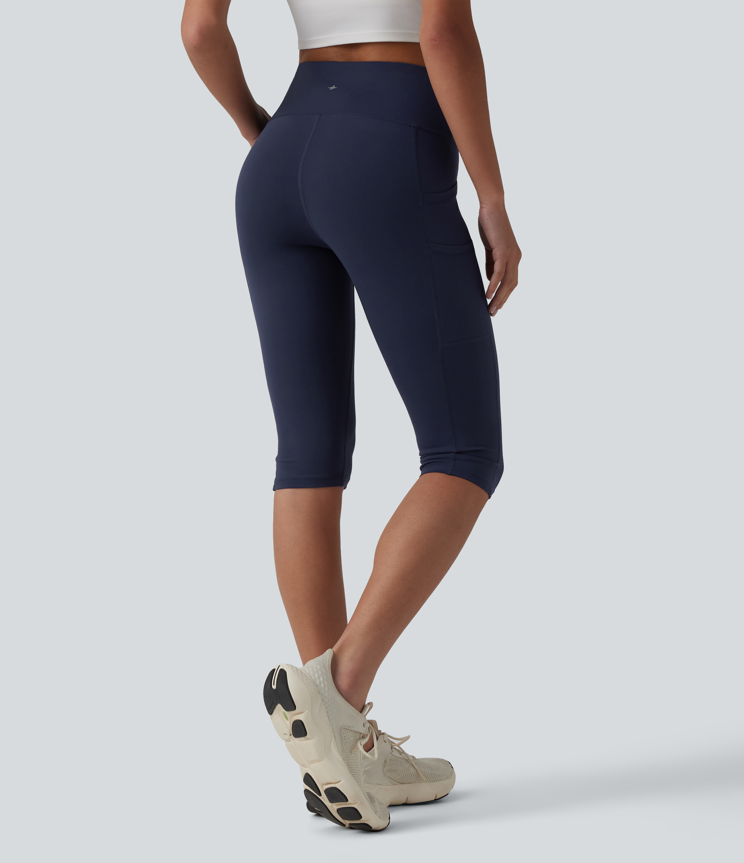 Peacoat SoftlyZero™ Capri legíny na jógu s vysokým pasem a kapsami / 2