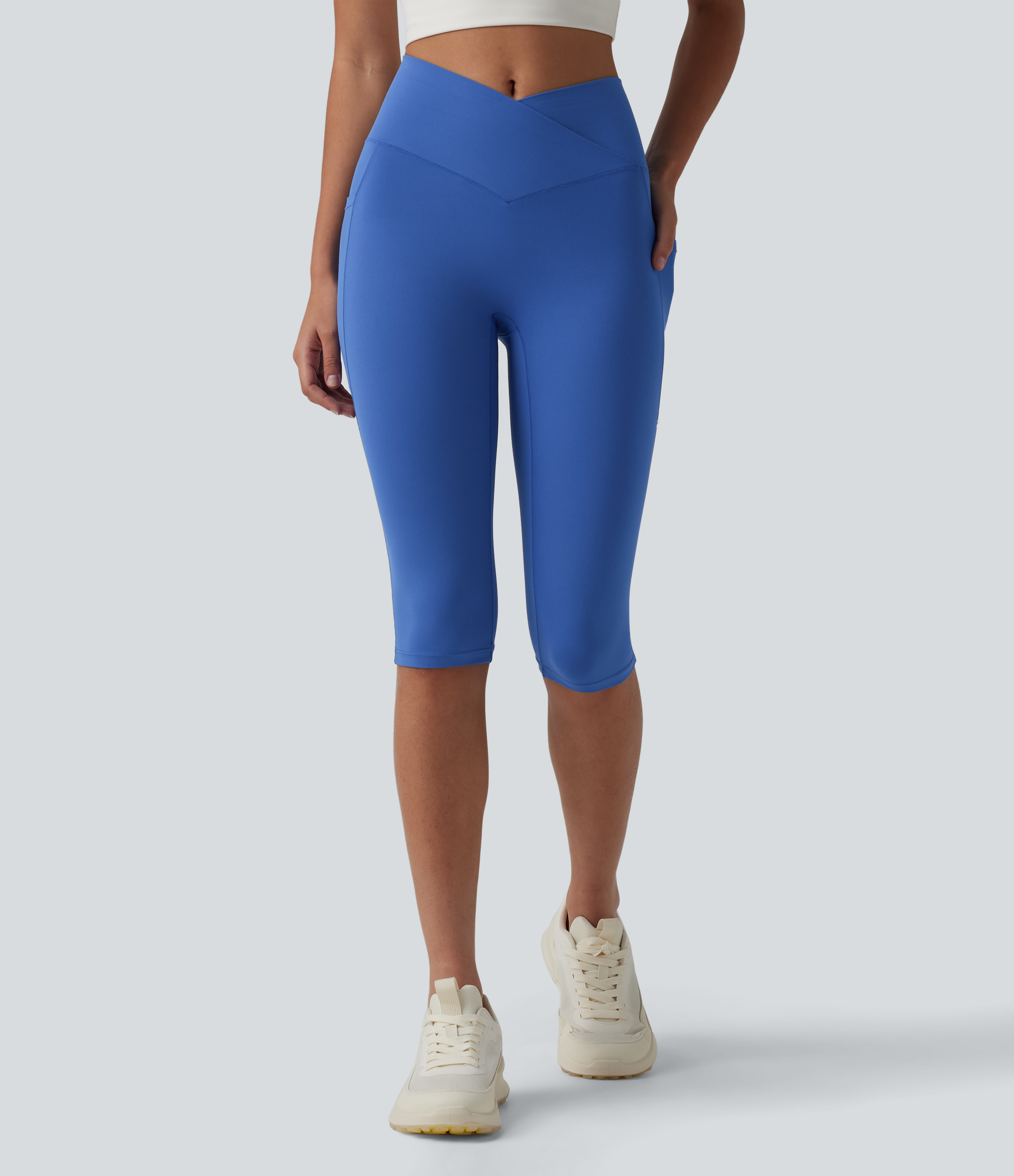 Legging de yoga corsaire SoftlyZero™ taille haute croisé avec poches - UPF50+