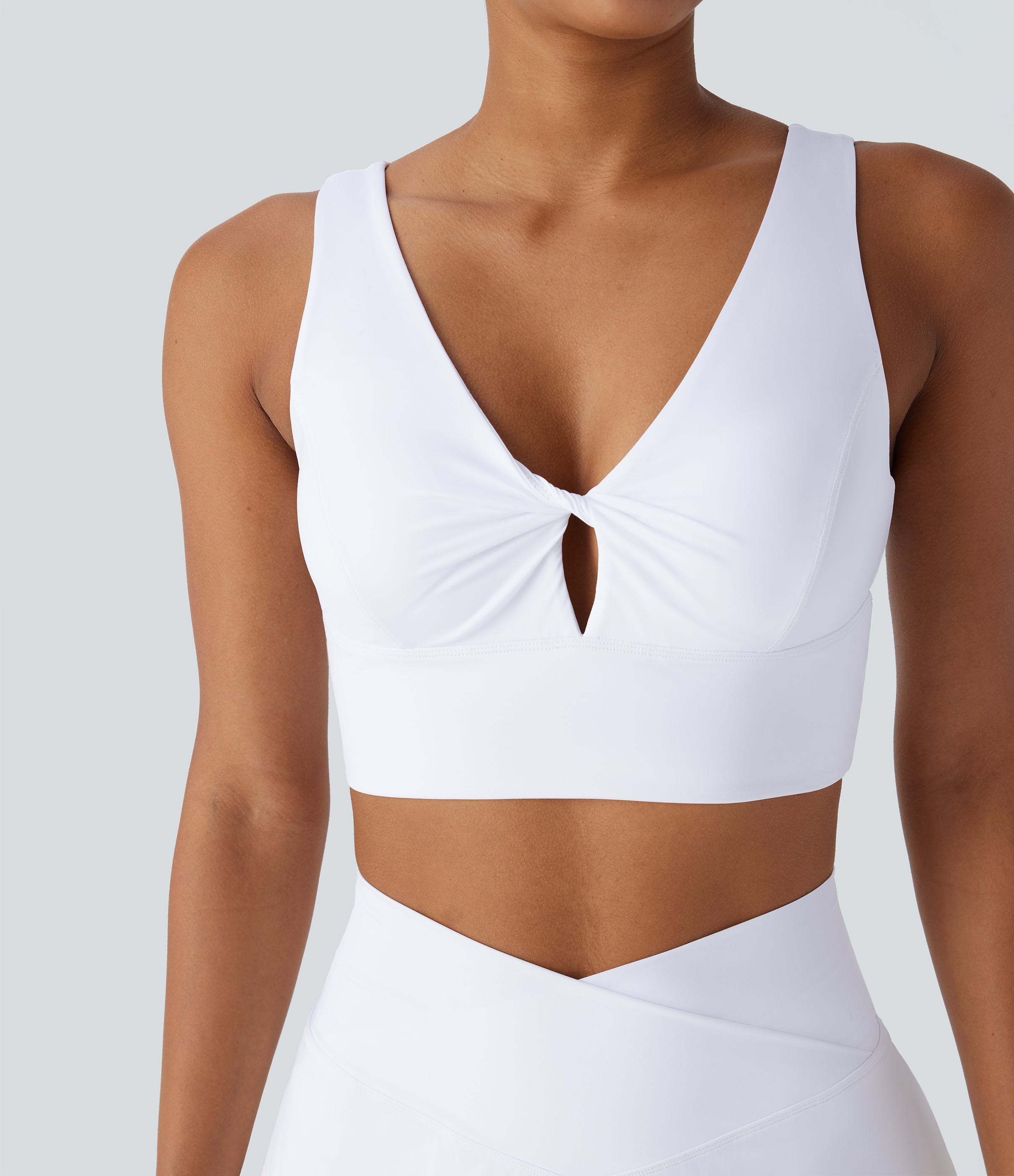 Halara Low Support V Neck Twisted Cut Out Backless Quick Dry Resort Sports Bra  - White - L push up bra strapless bra backless bra sticky bra 