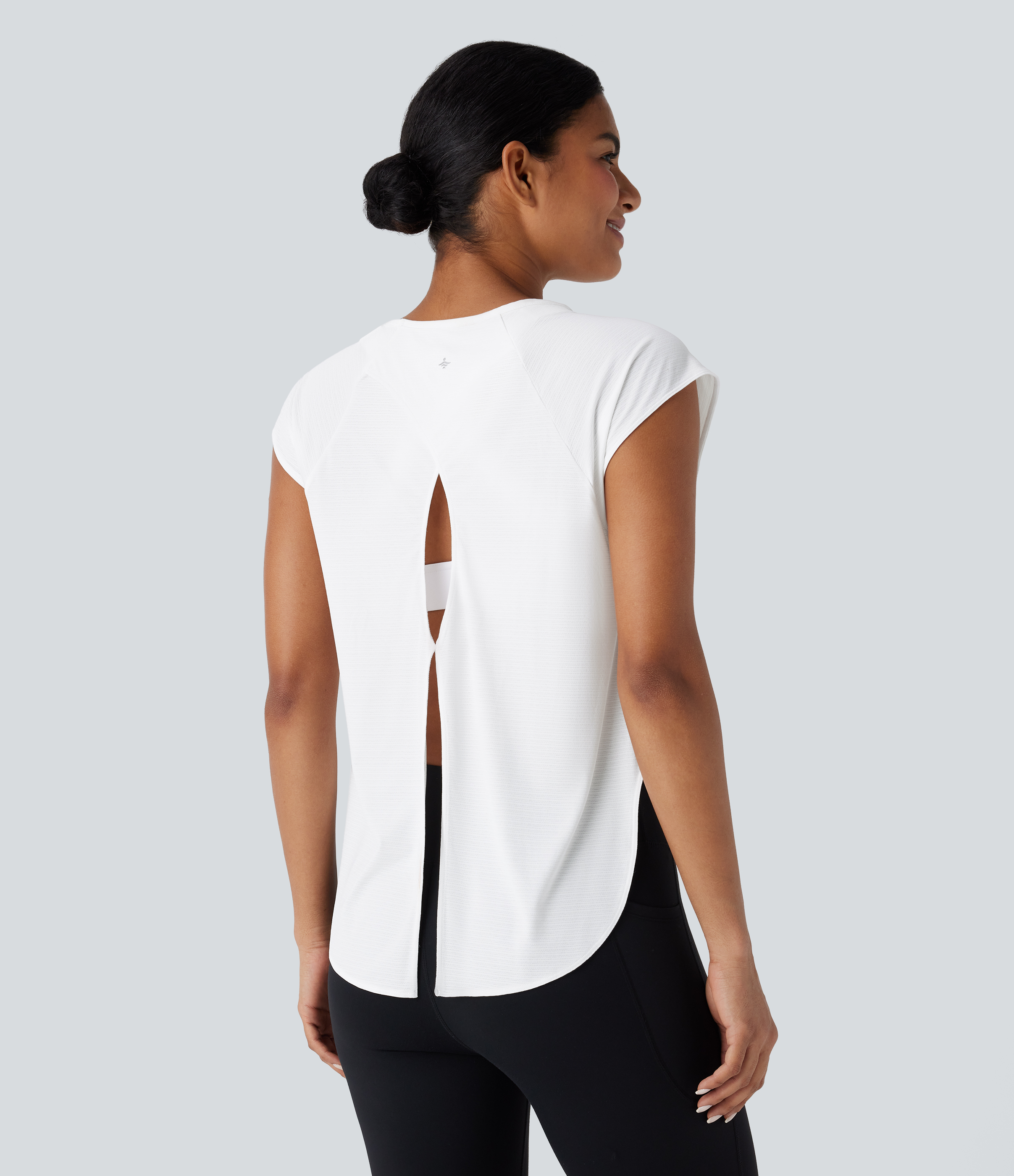 Halara Round Neck Cap Sleeve Split Tie Back Curved Hem Yoga Sports Top  - White - L 