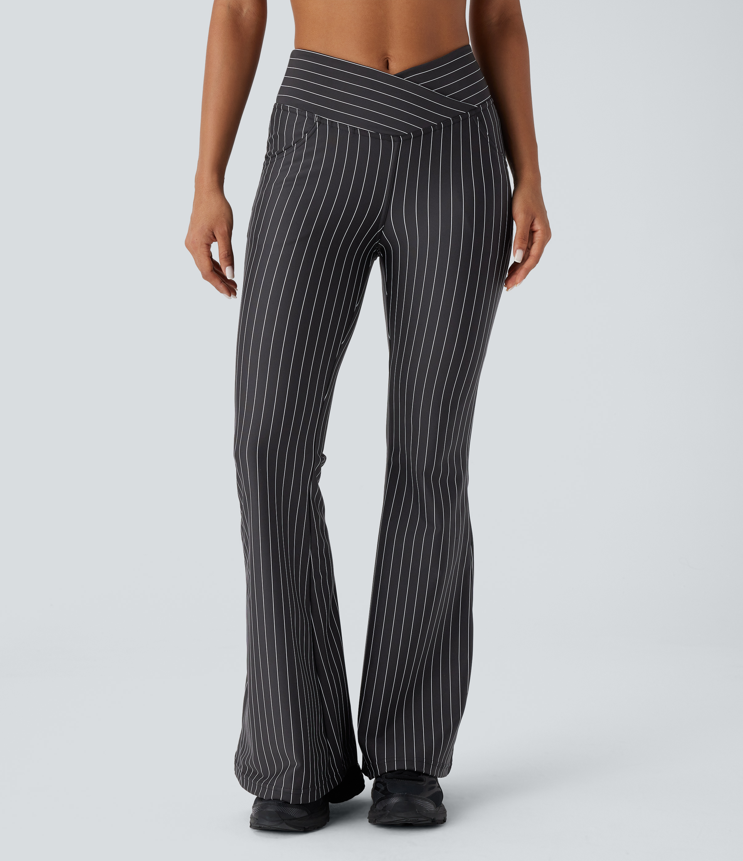 Halara Crossover High Waisted Multiple Pockets Stripe Flare Cool Touch Yoga Leggings  - Black White Oxford Pinstripe - XL(regular) 
