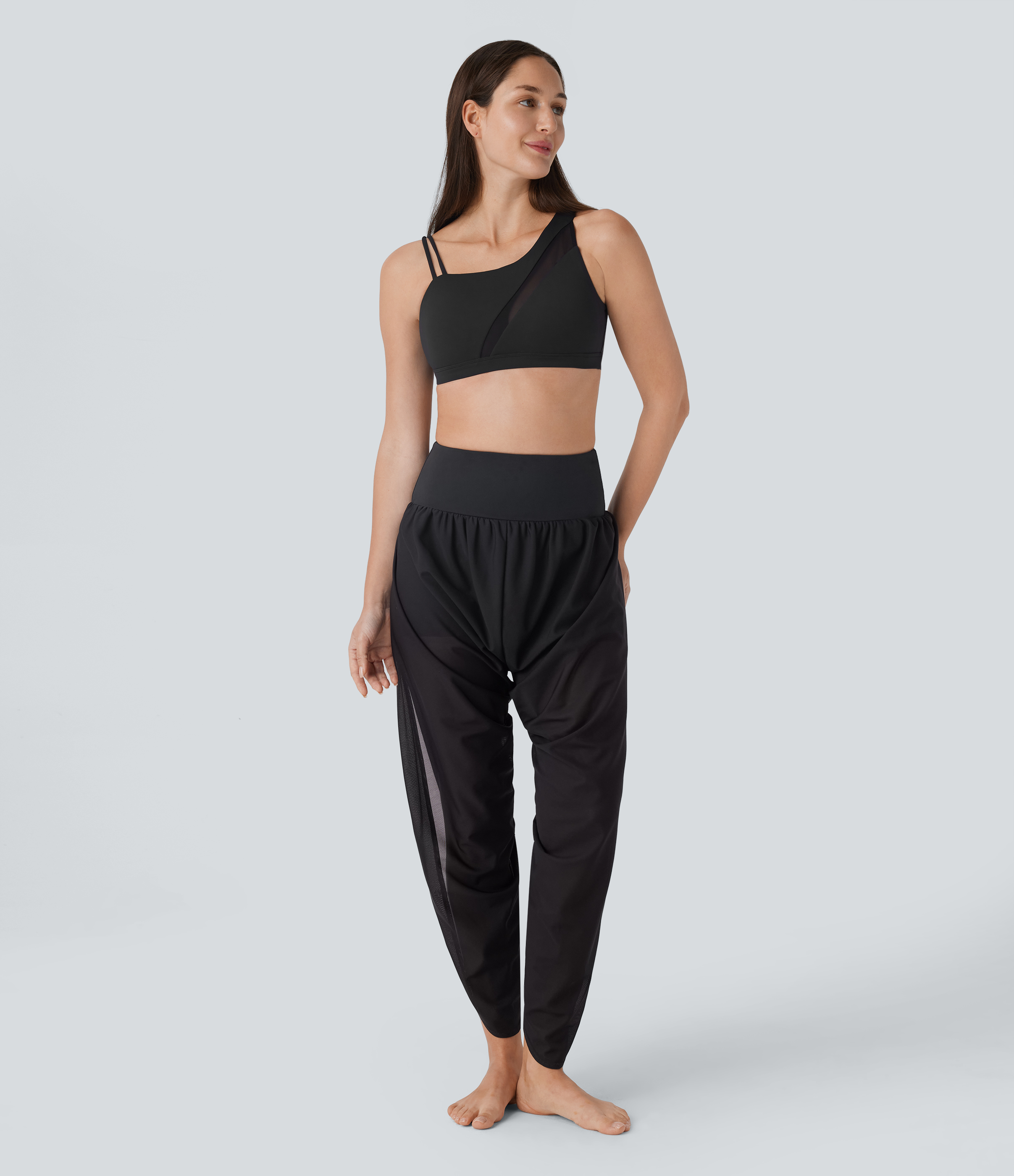 Halara High Waisted 2-in-1 Side Pocket Ruched Contrast Mesh Split Yoga Joggers  - Black - M(regular) 