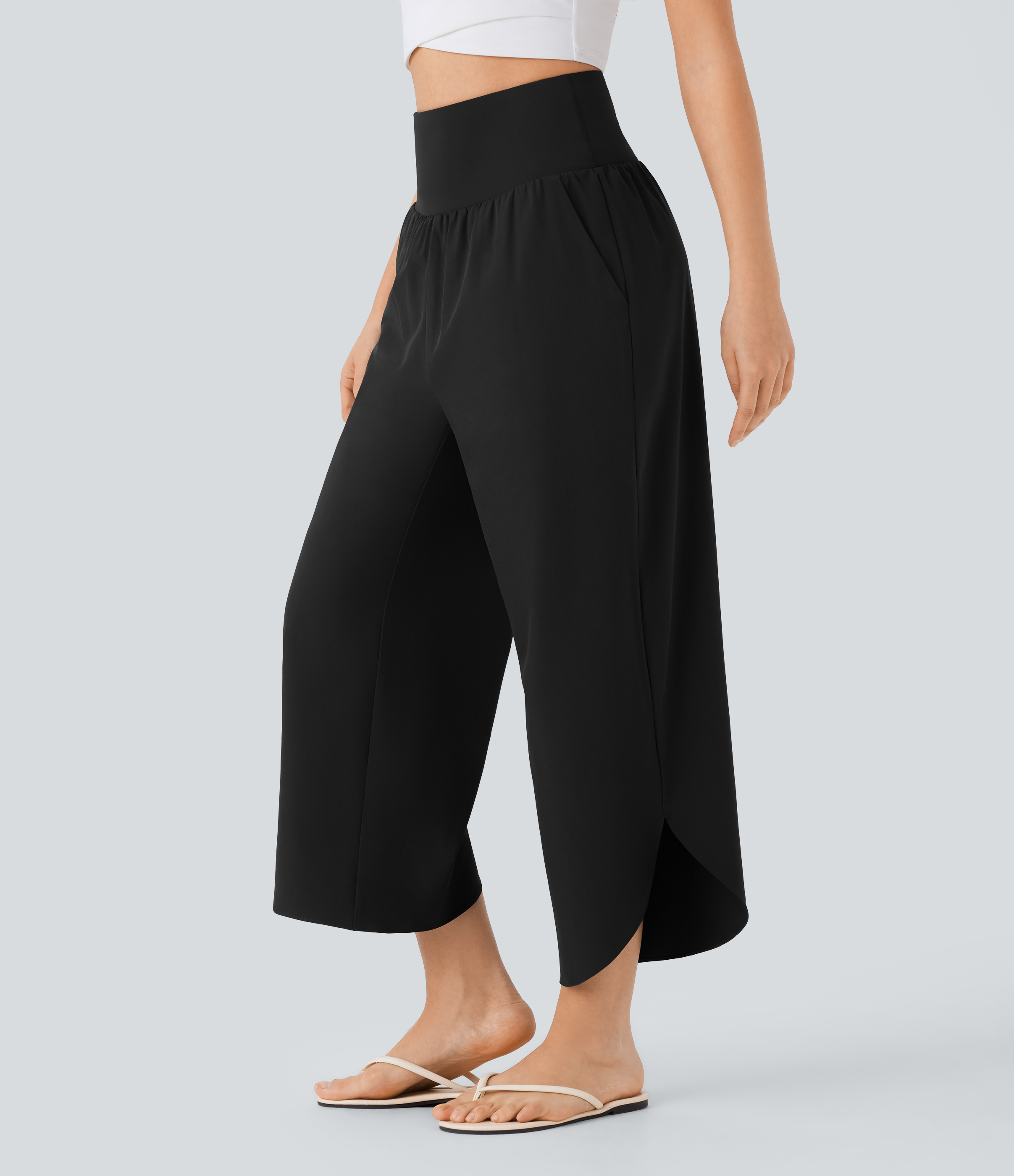 Pantalon fluide resort Breezeful™ à séchage rapide, coupe fendue et effet ventre plat