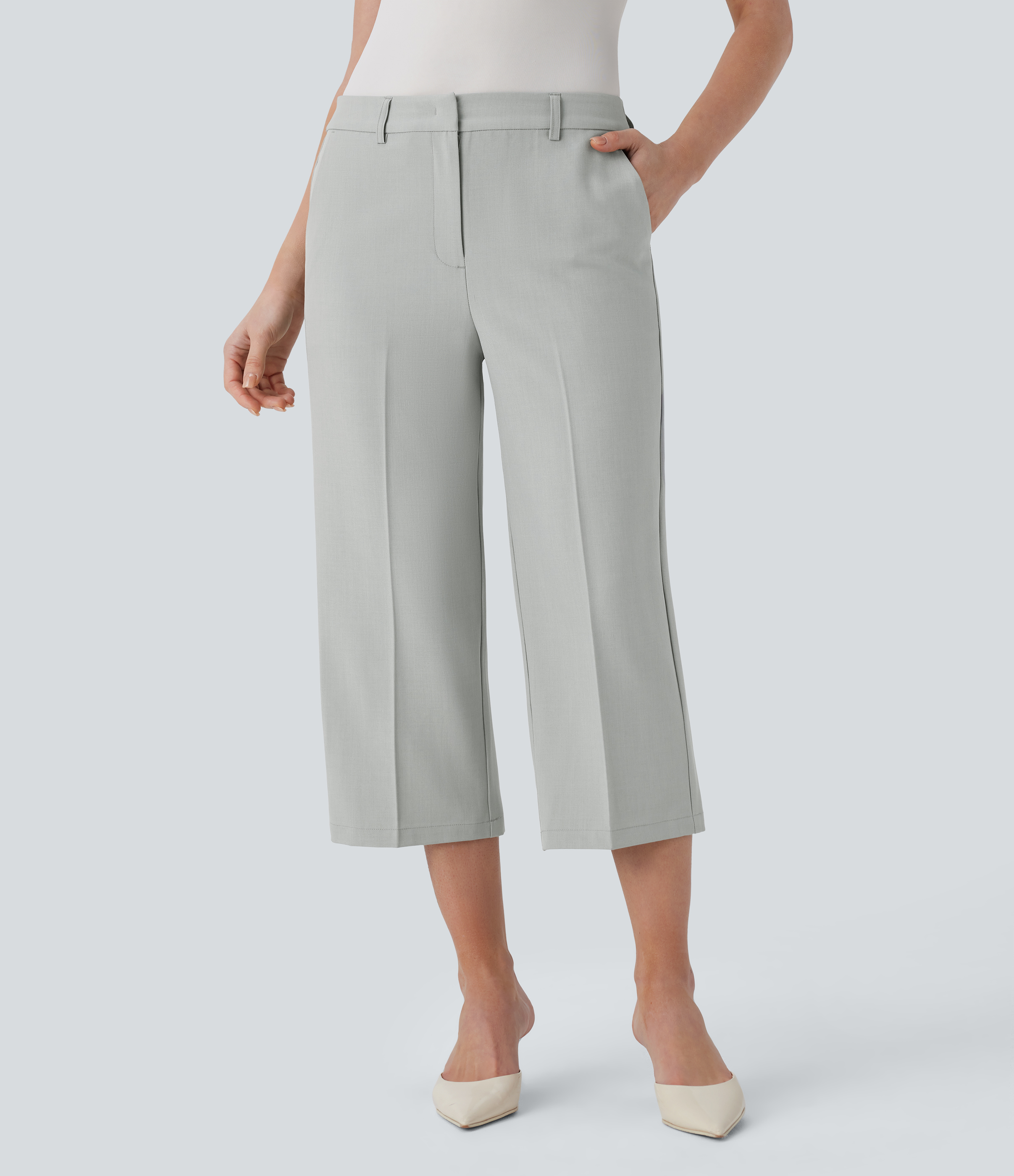 Mid Rise Pocket Capri Work Pants