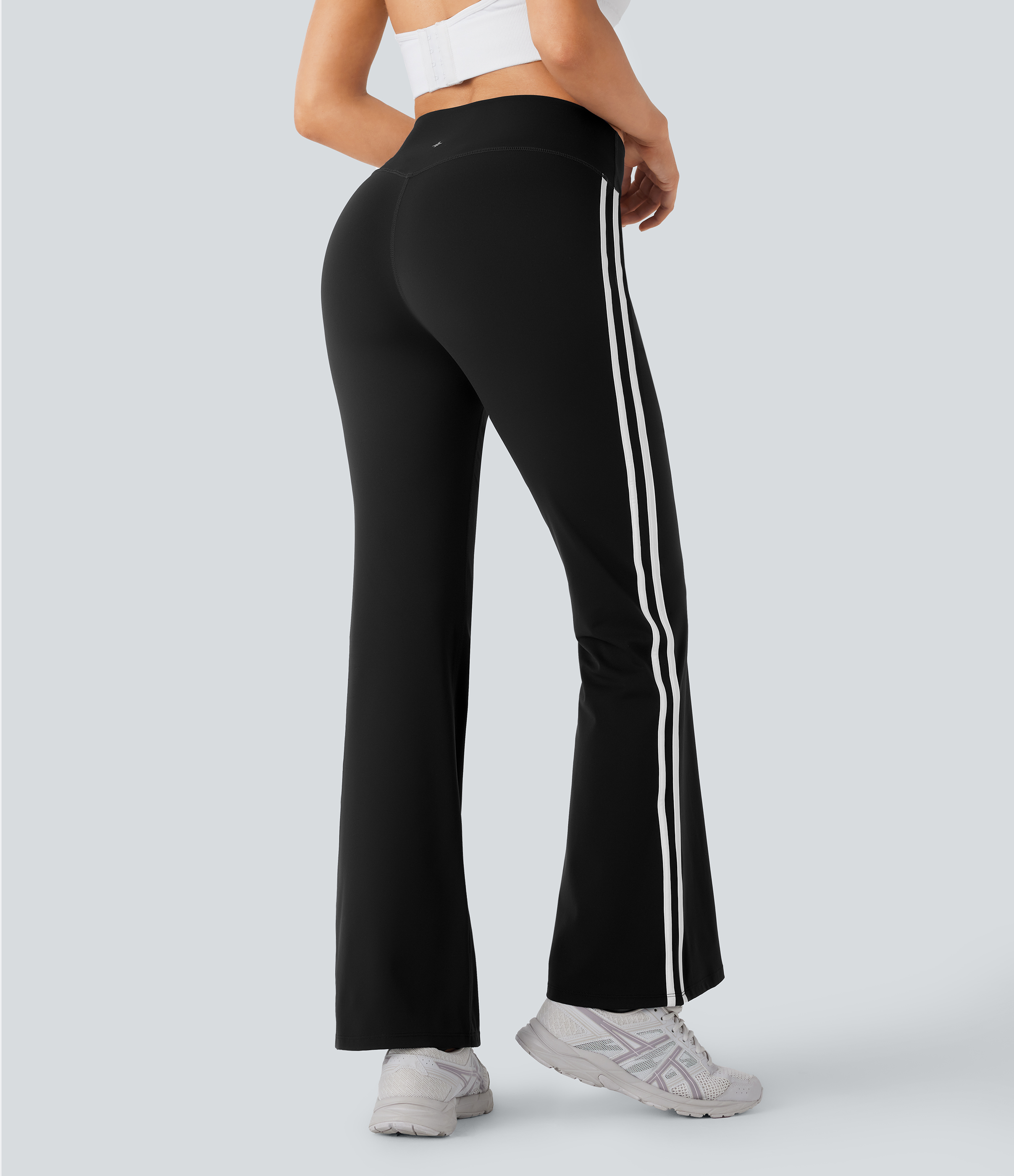 Halara Breezefulв„ў Mid Rise Crossover Color Block Flare Quick Dry Yoga Leggings  - Black - M gym leggings leggings with pockets 