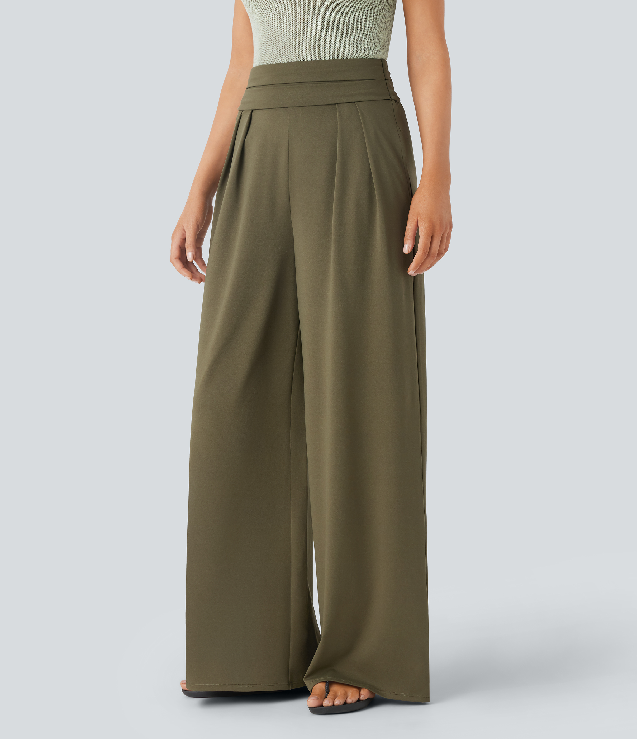 Halara Socinched Super High Waisted Tummy Control Side Pocket Wide Leg Resort Pants  - Capulet Olive - M(regular) sweatpants jogger pants 