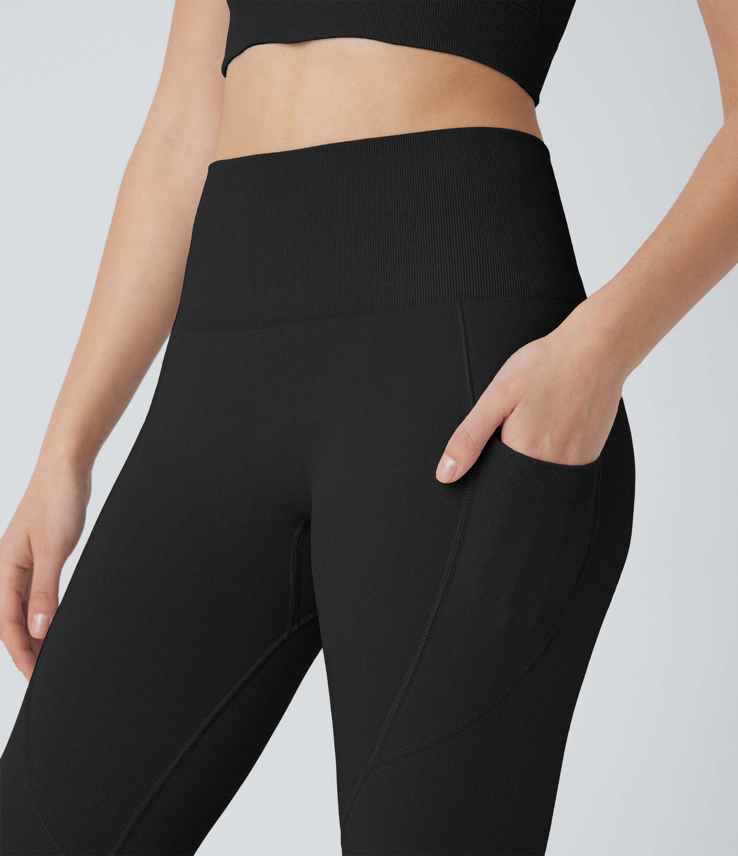 Halara Seamless Flow High Waisted Tummy Control Butt Lifting Side Pocket 7/8 Yoga Leggings  - Black - XS(7/8) gym leggings 