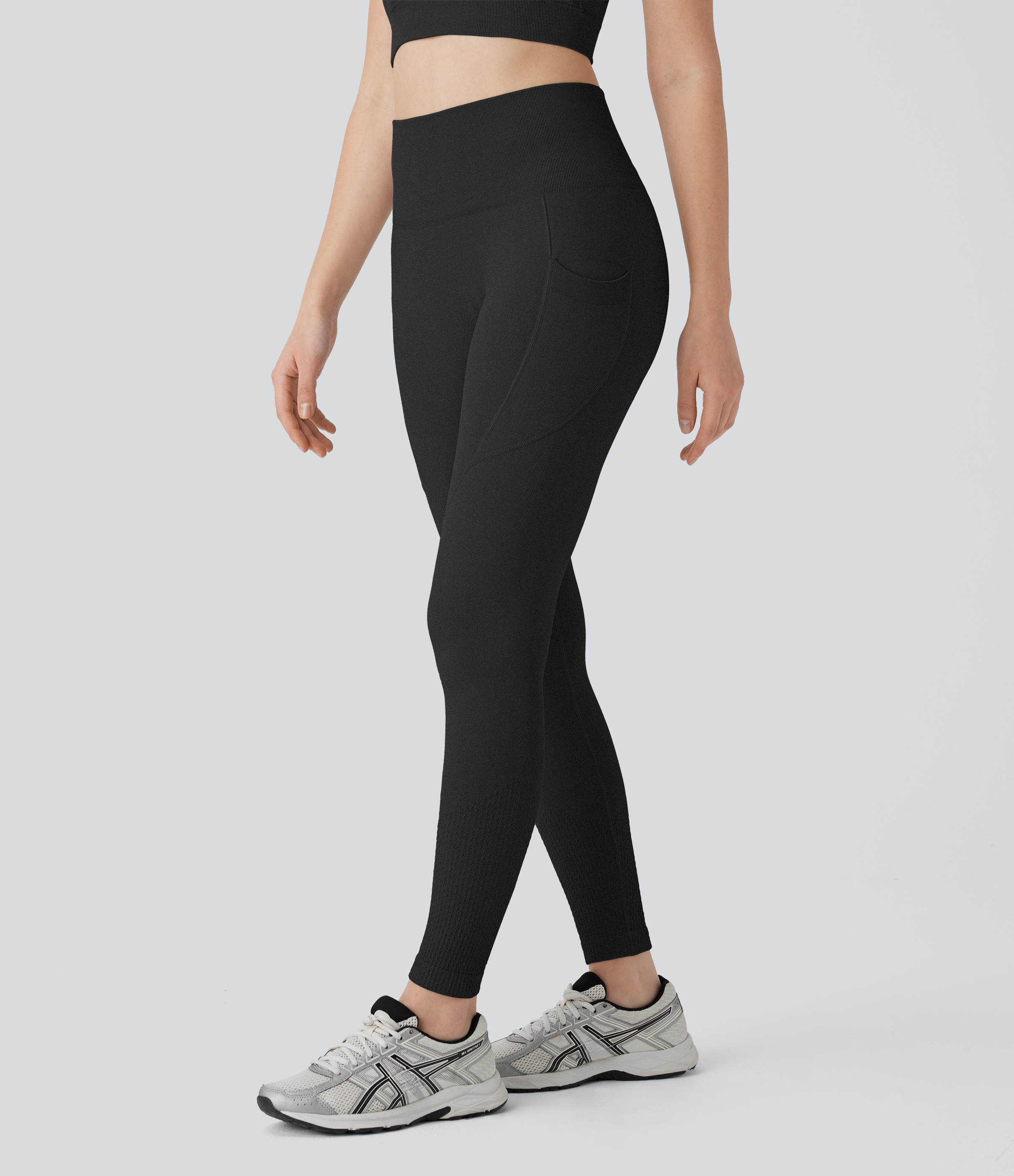 Halara Seamless Flow High Waisted Tummy Control Butt Lifting Side Pocket 7/8 Yoga Leggings  - Black - XS(7/8) gym leggings 