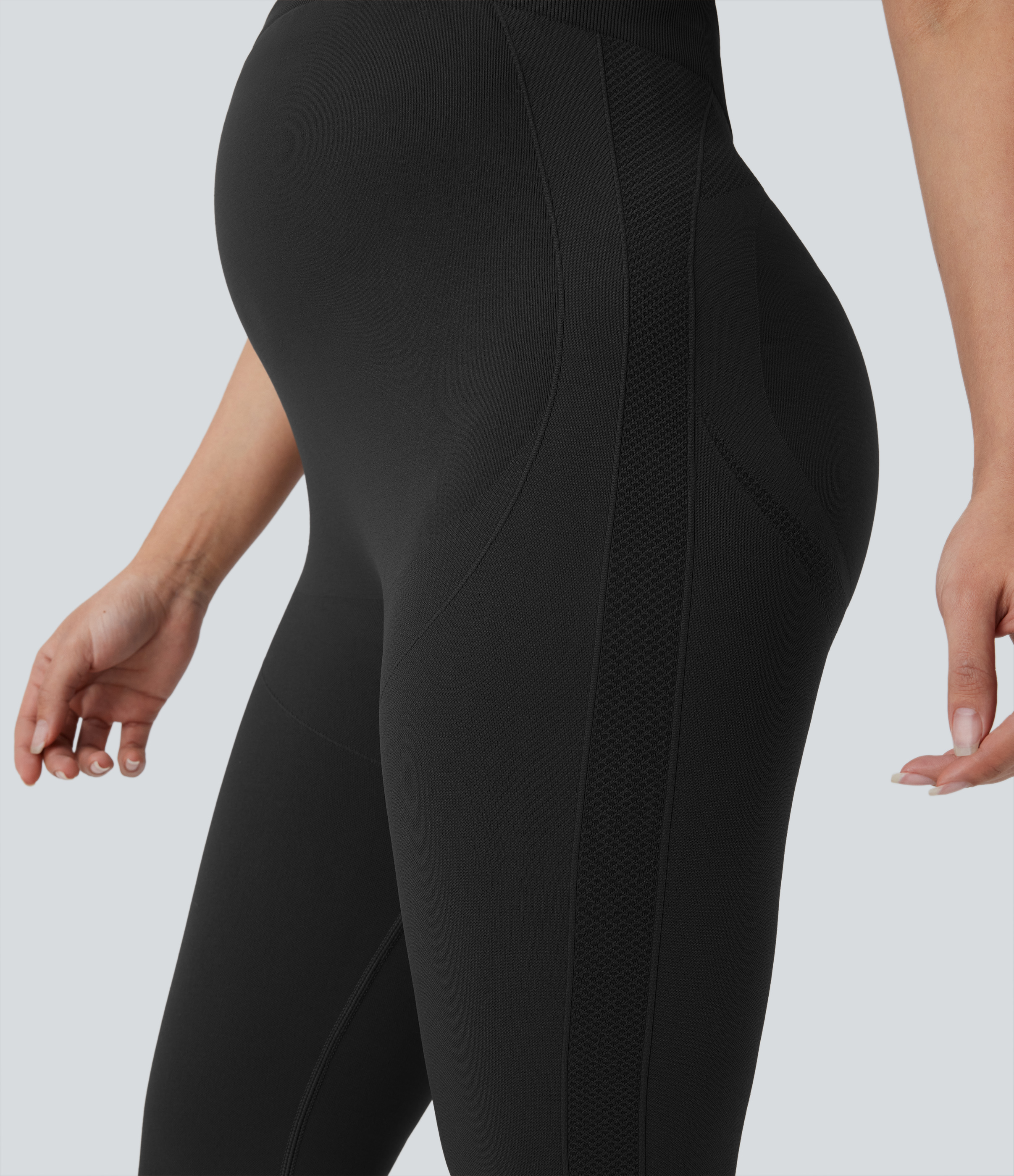 Halara Seamless Flow Super High Waisted 7/8 Yoga Maternity Leggings  - Black - XS(7/8) gym leggings leggings with pockets 