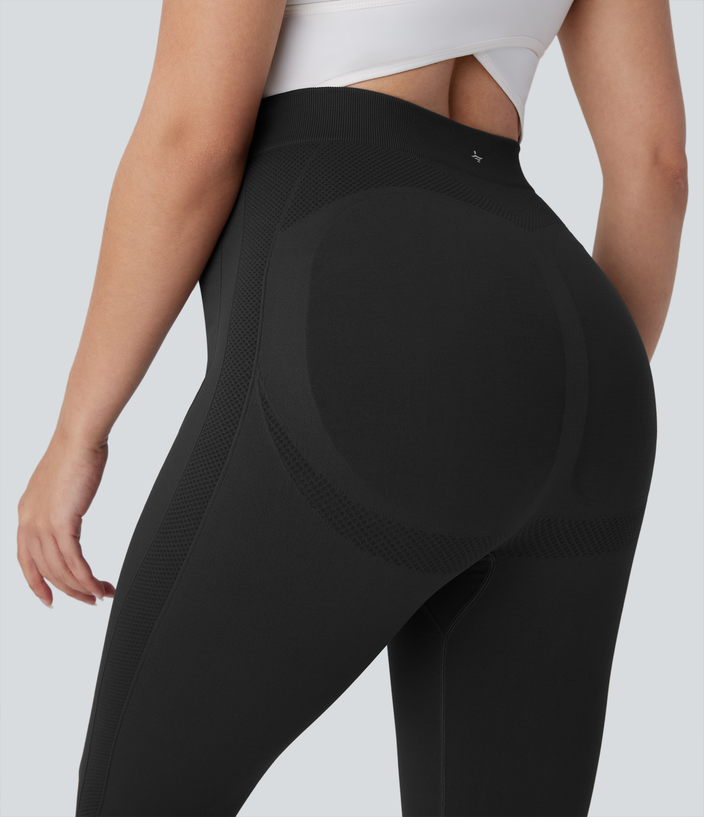 Halara Seamless Flow Super High Waisted 7/8 Yoga Maternity Leggings  - Black - XS(7/8) gym leggings leggings with pockets 