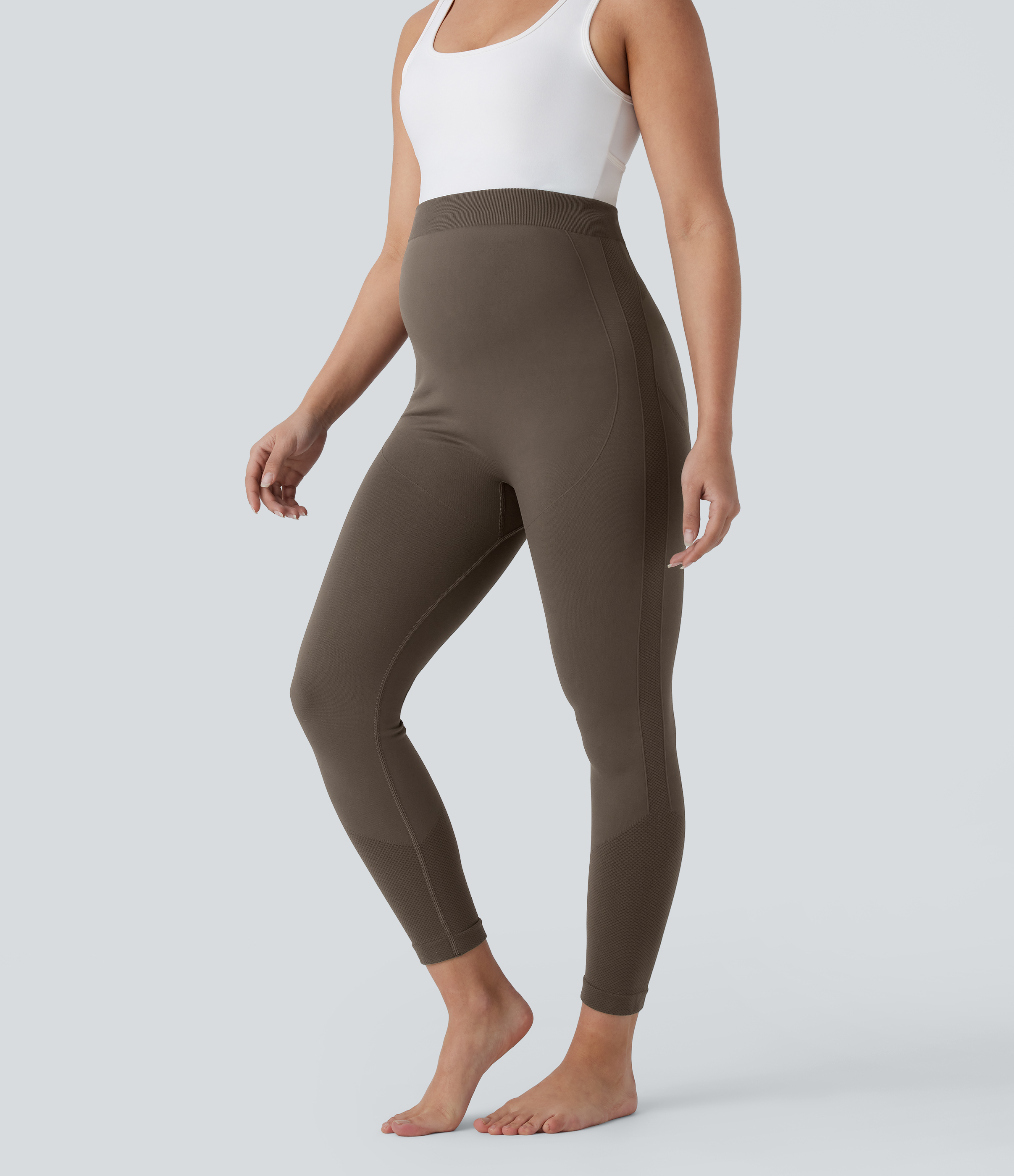 Halara Seamless Flow Super High Waisted 7/8 Yoga Maternity Leggings  - Dark Earthy Brown - XS(7/8) gym leggings leggings with pockets 
