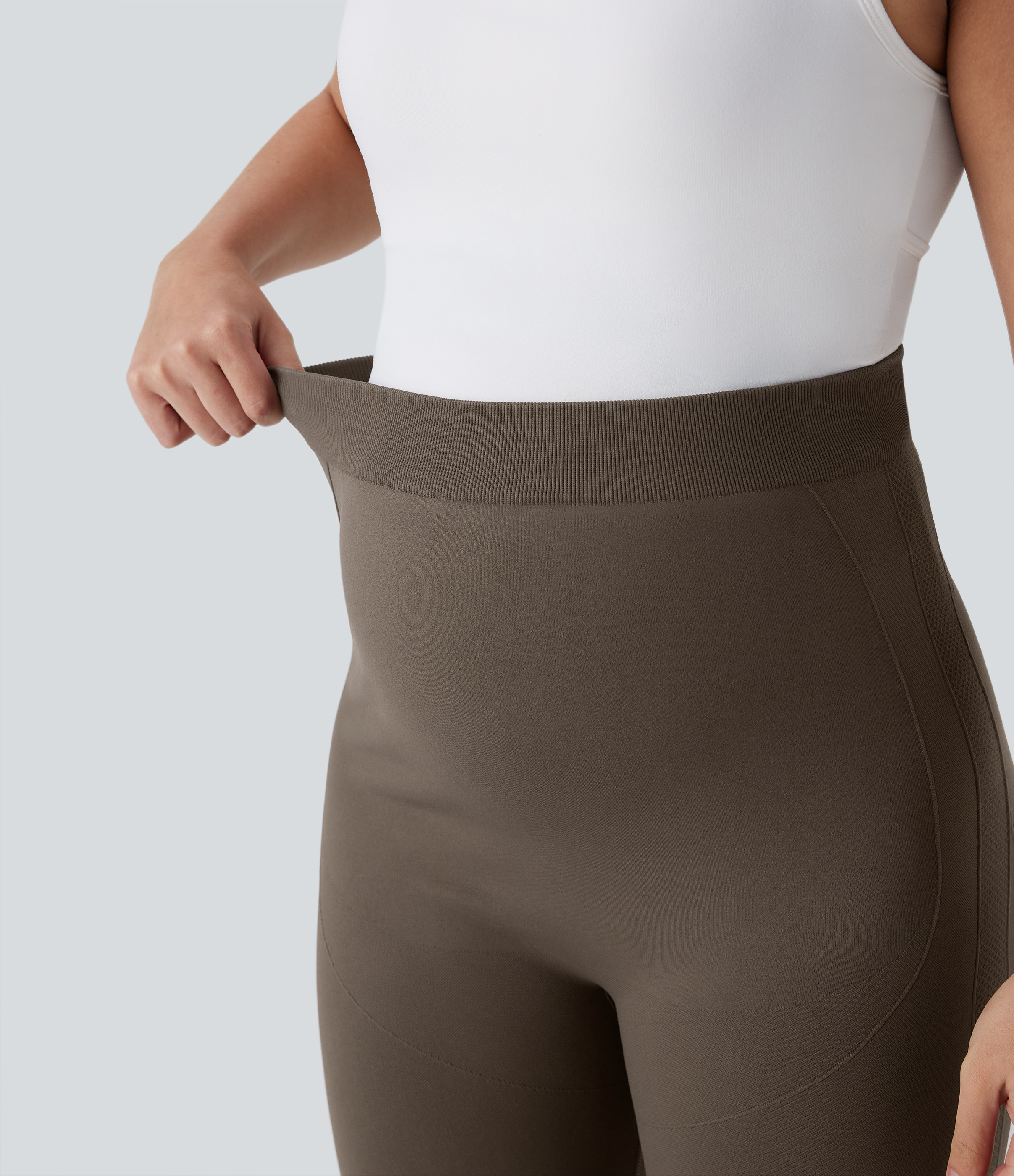 Halara Seamless Flow Super High Waisted 7/8 Yoga Maternity Leggings  - Dark Earthy Brown - XS(7/8) gym leggings leggings with pockets 