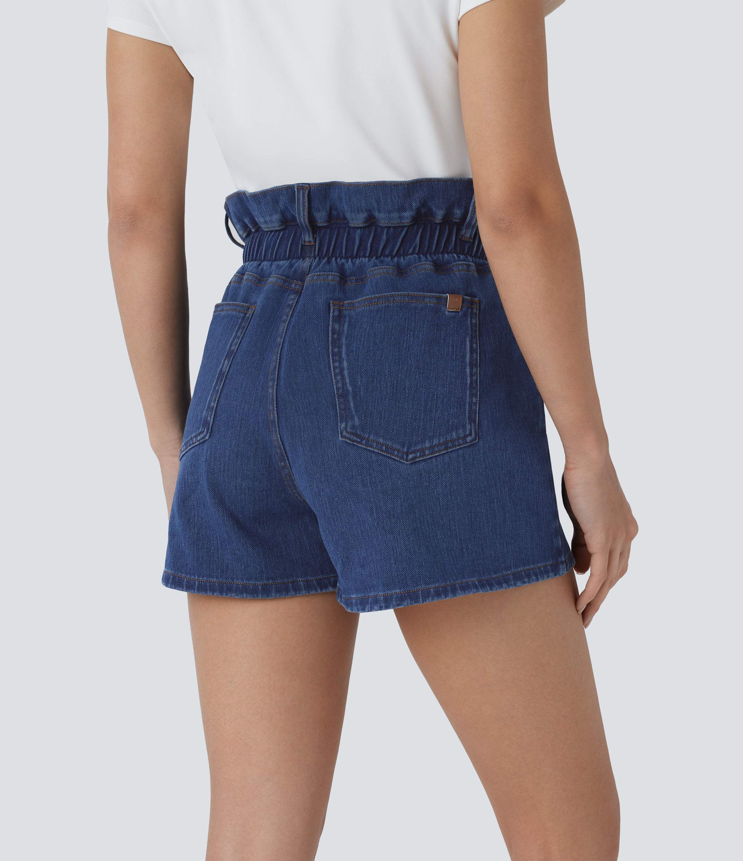 Astral Denim Shorts casuales de mezclilla elástica Halara Flex™ tipo desgastada con múltiples bolsillos y tiro súper alto / 2