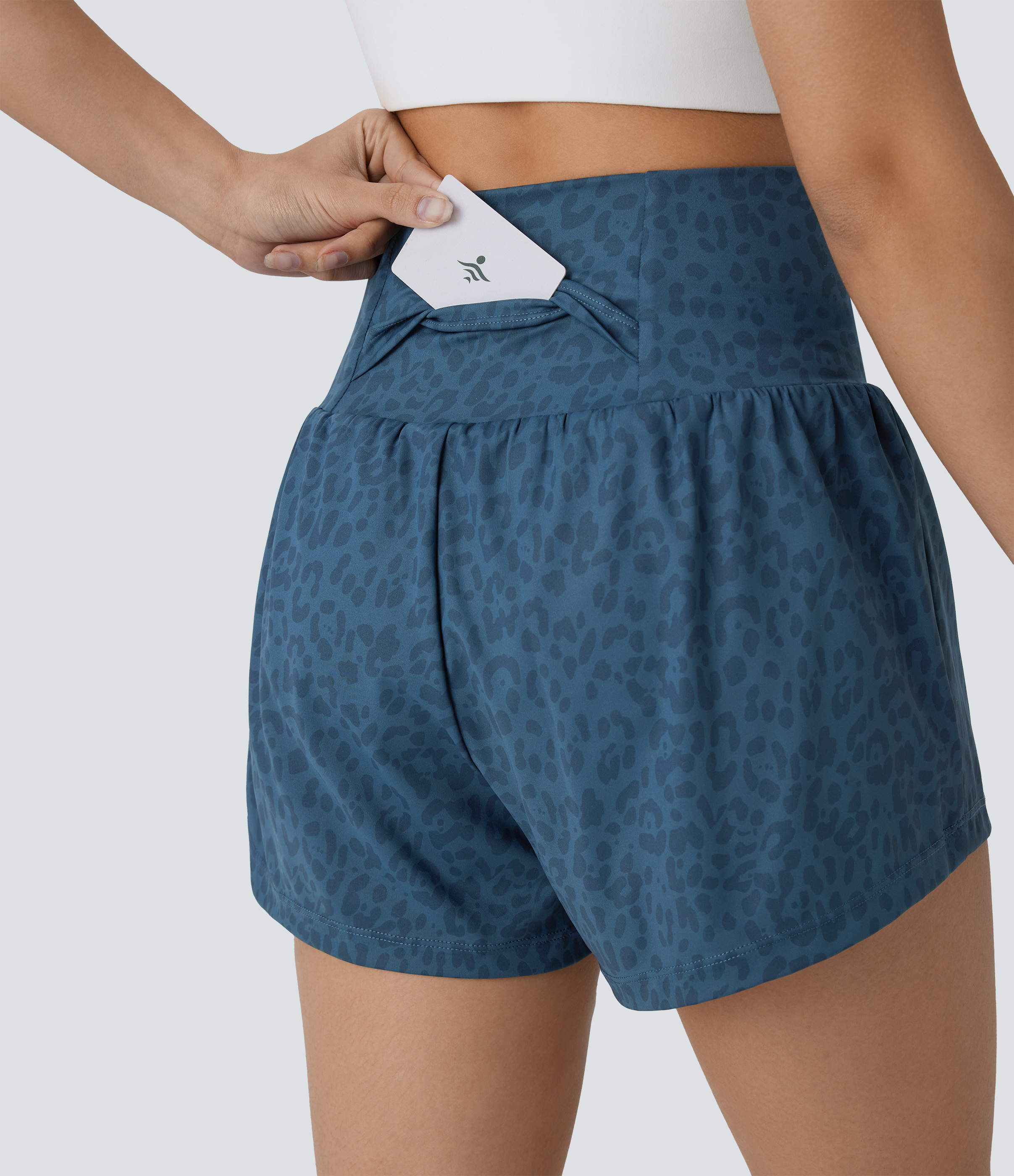 Halara Super High Waisted Back Pocket & Side Hidden Pocket 2-in-1 Leopard Print Yoga Shorts Gym Short - Lake Blue Leopard Print - S 