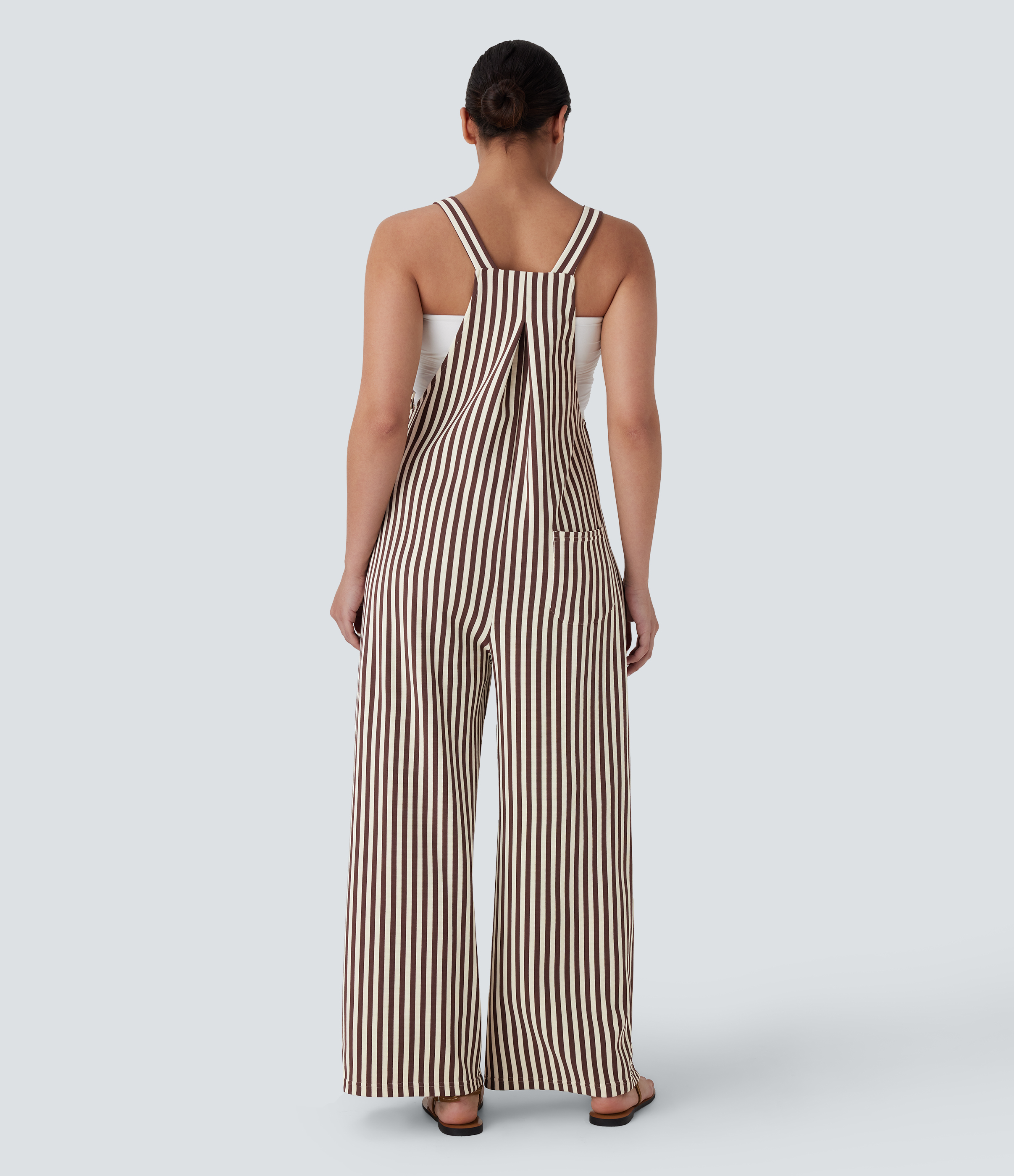 Khaki Brown Horizontal Stripe Salopette de resort à bretelles ajustables, boutons, poches multiples et rayures / 2