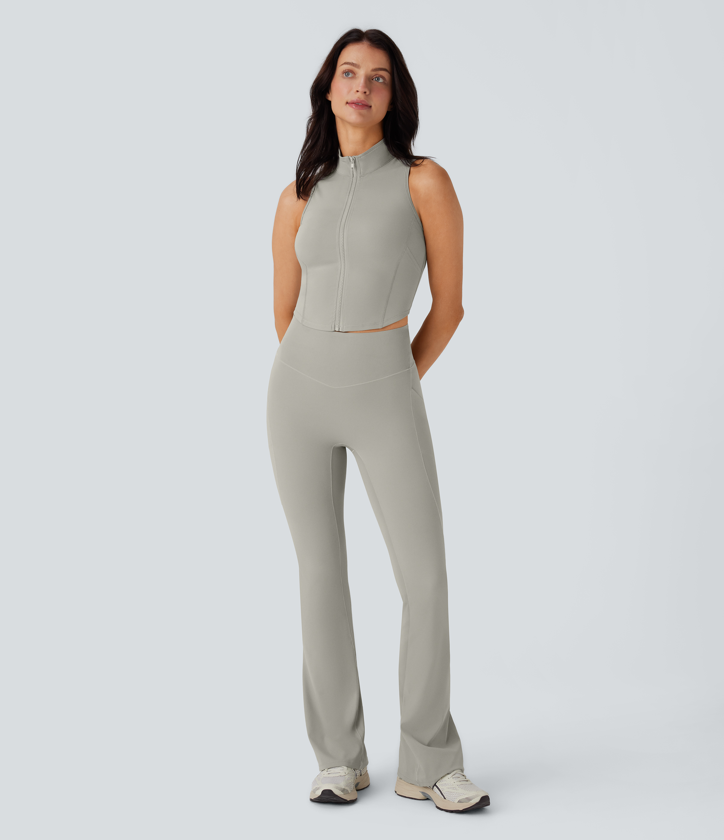 Halara Softlyzeroв„ў QuickDry SoCinched High Waisted Tummy Control Side Pocket Yoga Flare Leggings  - London Fog - L(regular) gym leggings 