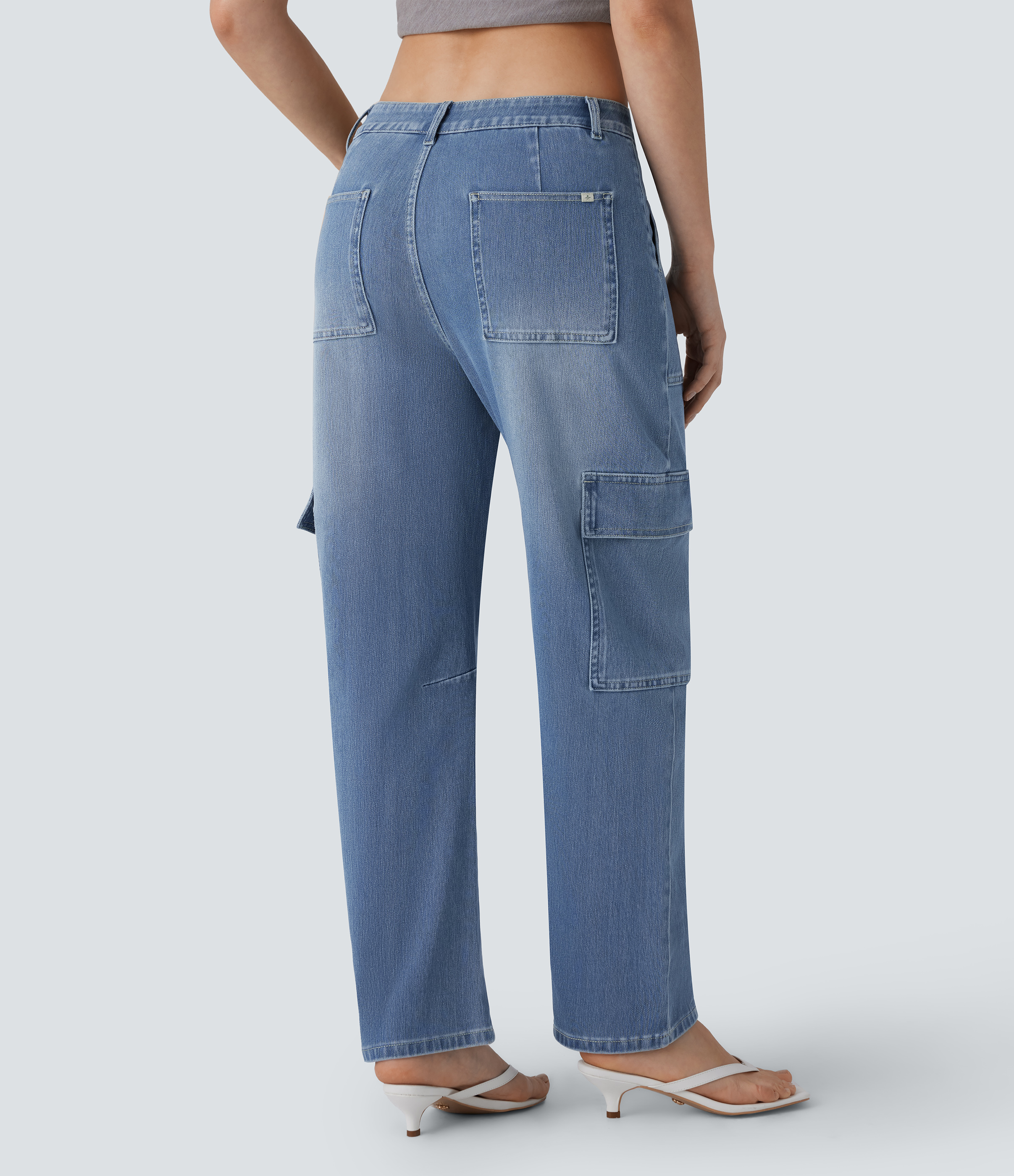 Pale Denim Halara Flex™ jean cargo barrel taille mi‑haute avec poches — lavé, coupe décontractée / 2