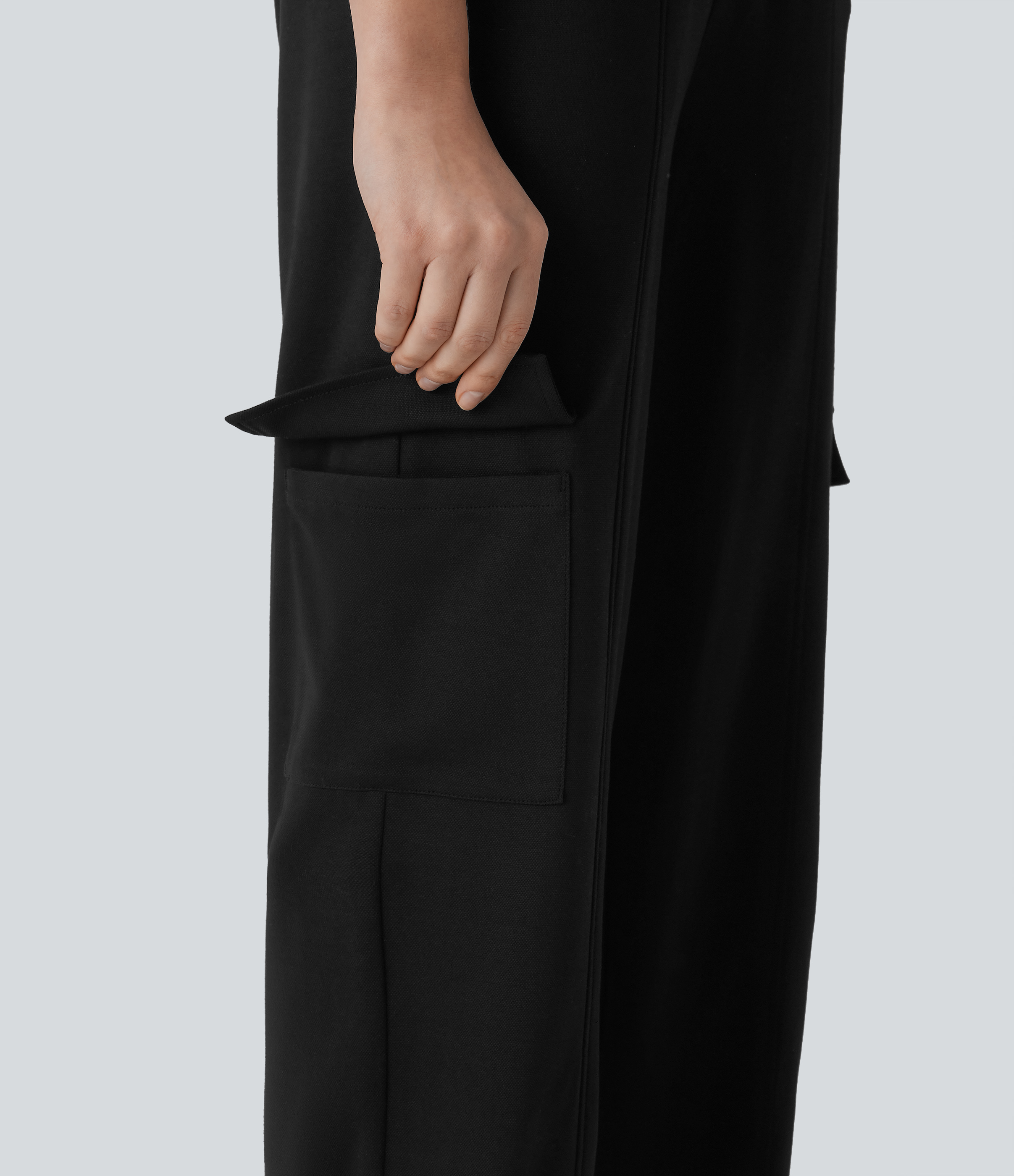 Halara High Waisted Drawstring Multiple Pockets Cargo Straight Leg Casual Pants  - Black - XL(regular) sweatpants jogger pants 